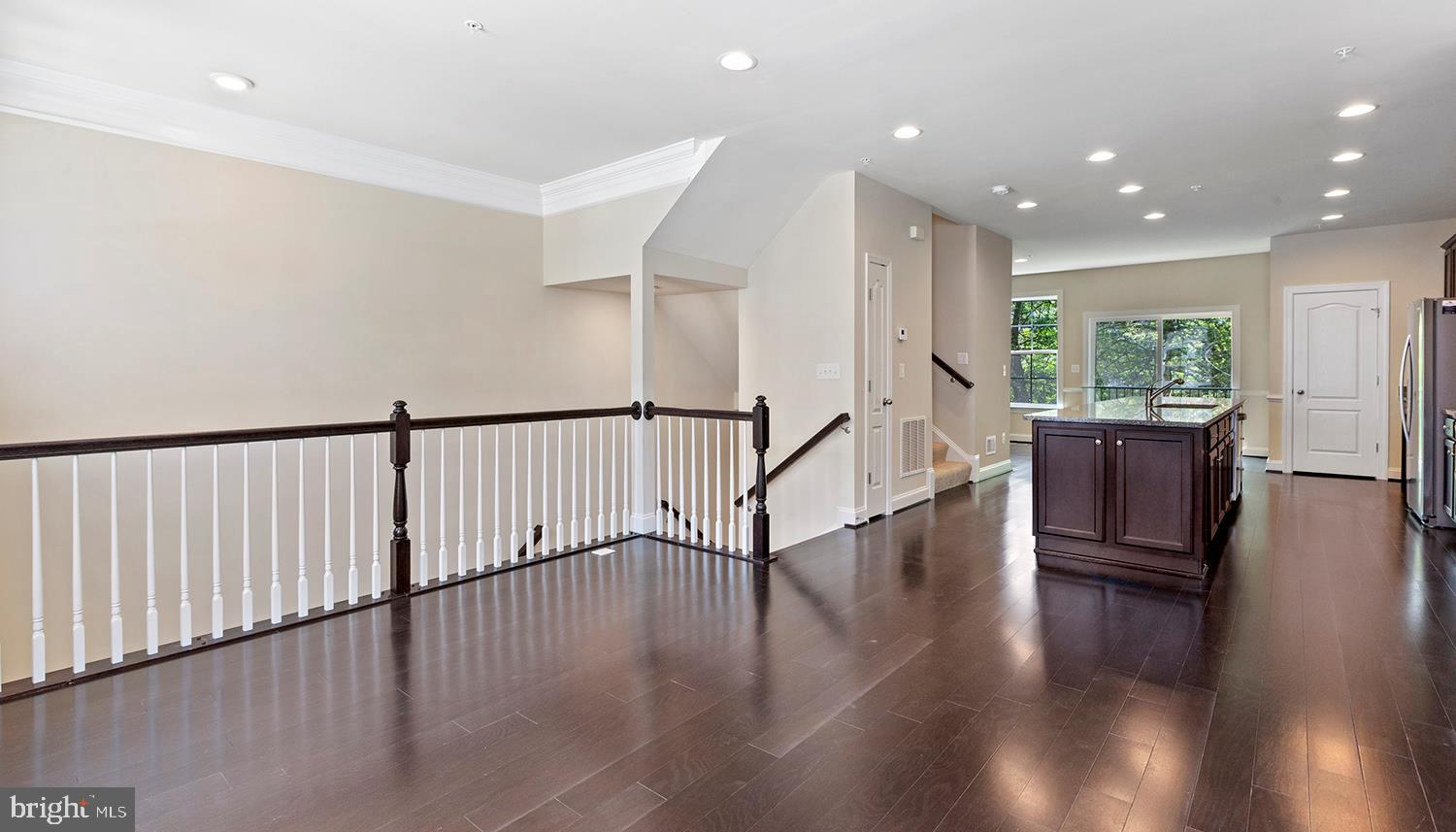 ARUNDEL GROVE - Residential