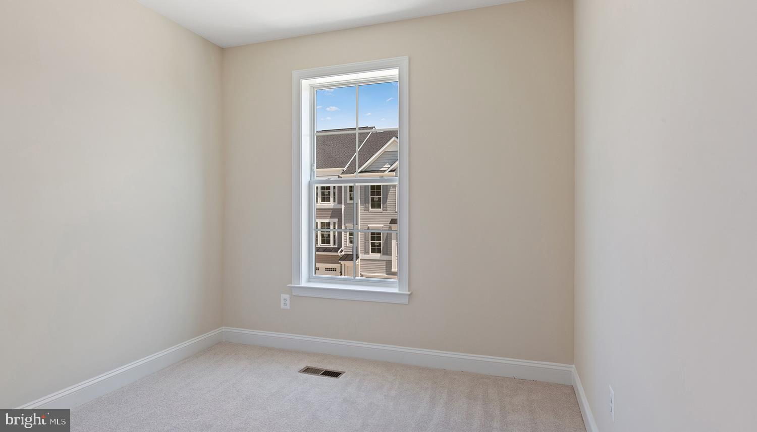 ARUNDEL GROVE - Residential