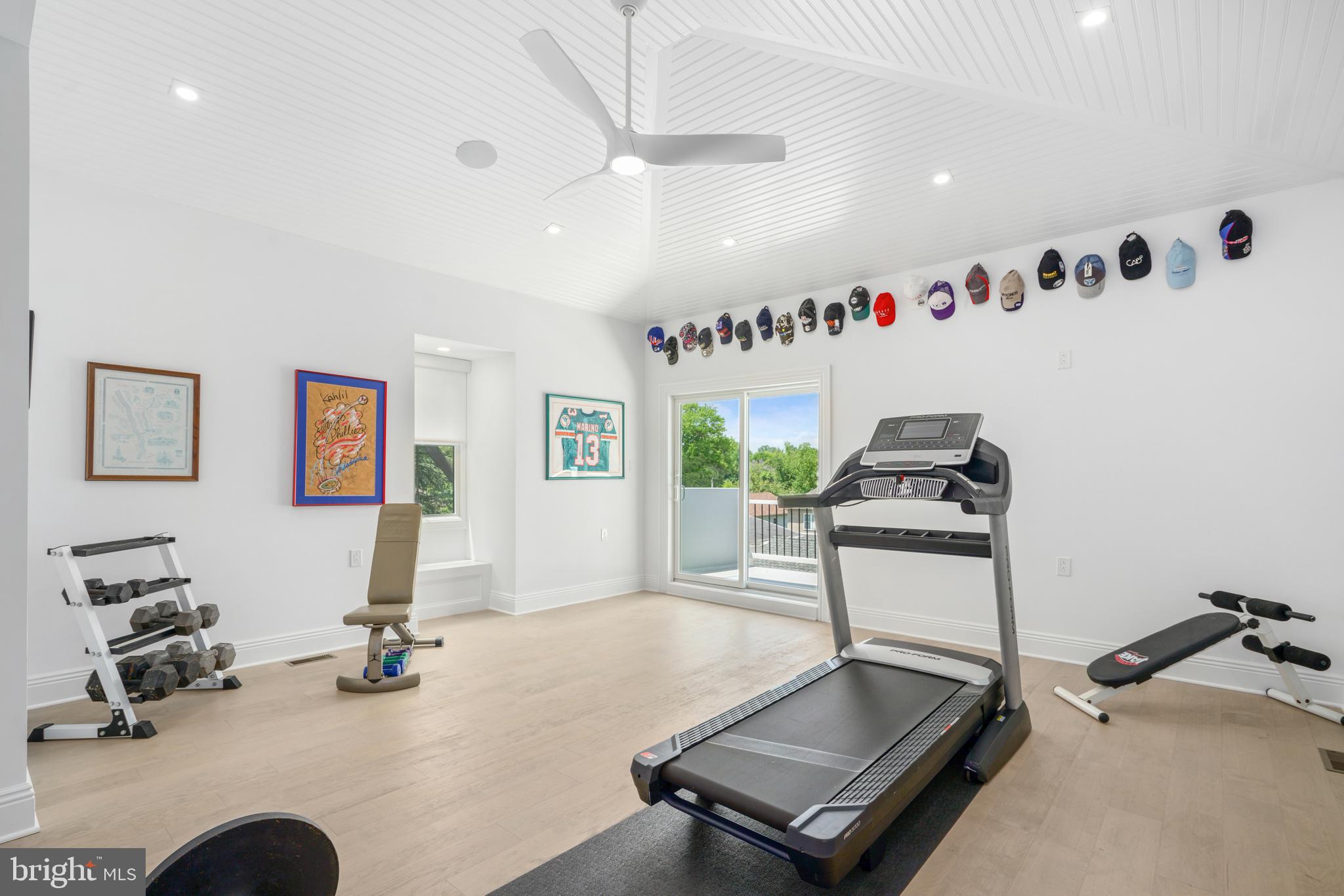 ROXBOROUGH - Residential