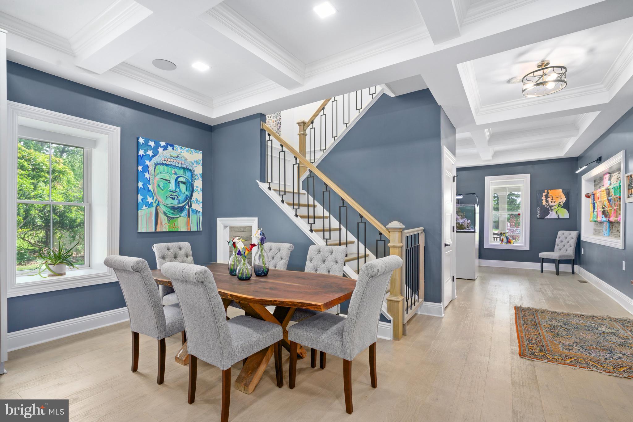 ROXBOROUGH - Residential