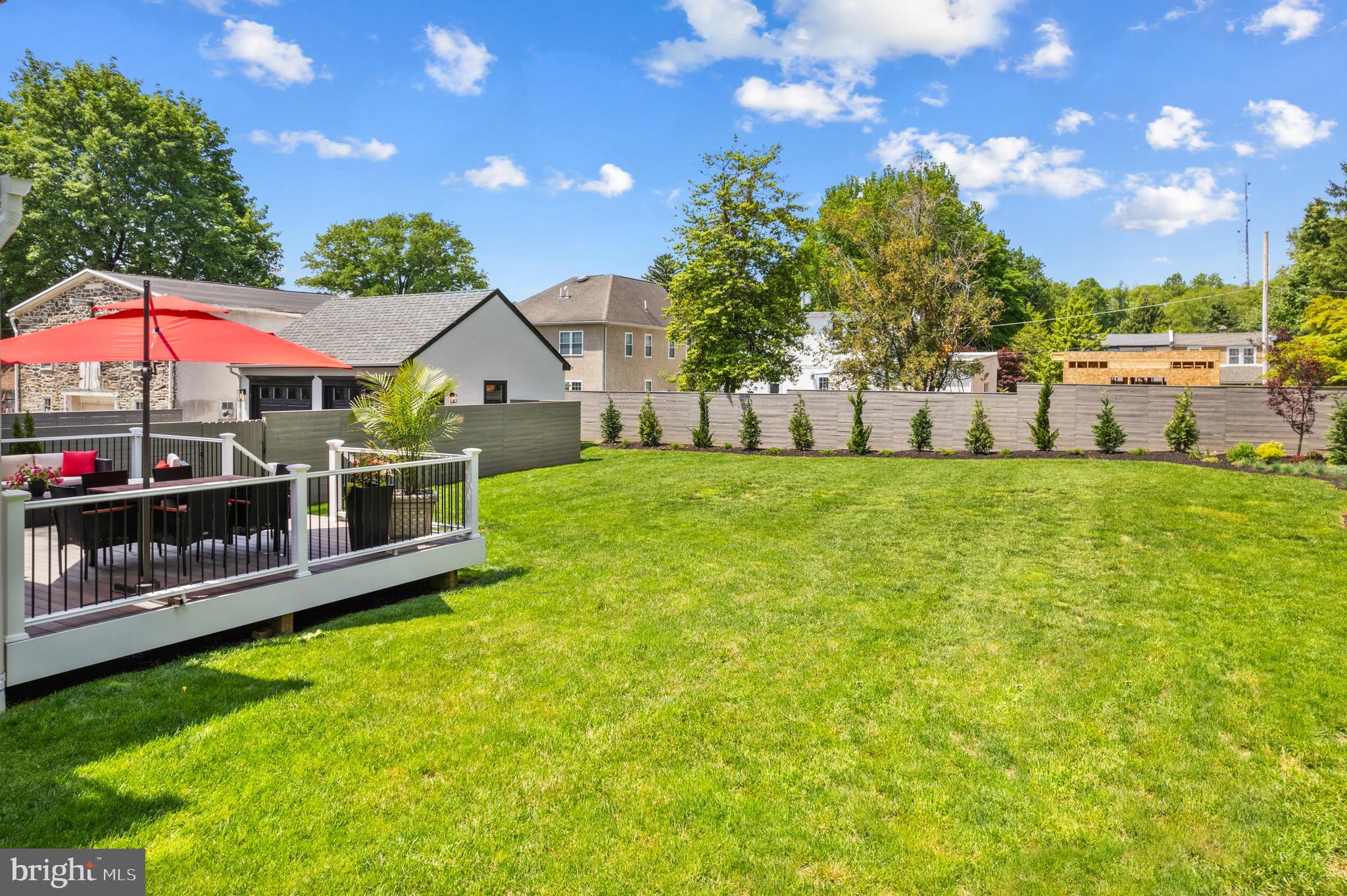 ROXBOROUGH - Residential