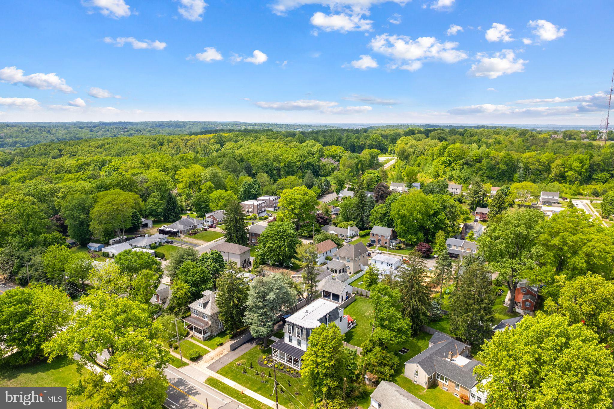 ROXBOROUGH - Residential