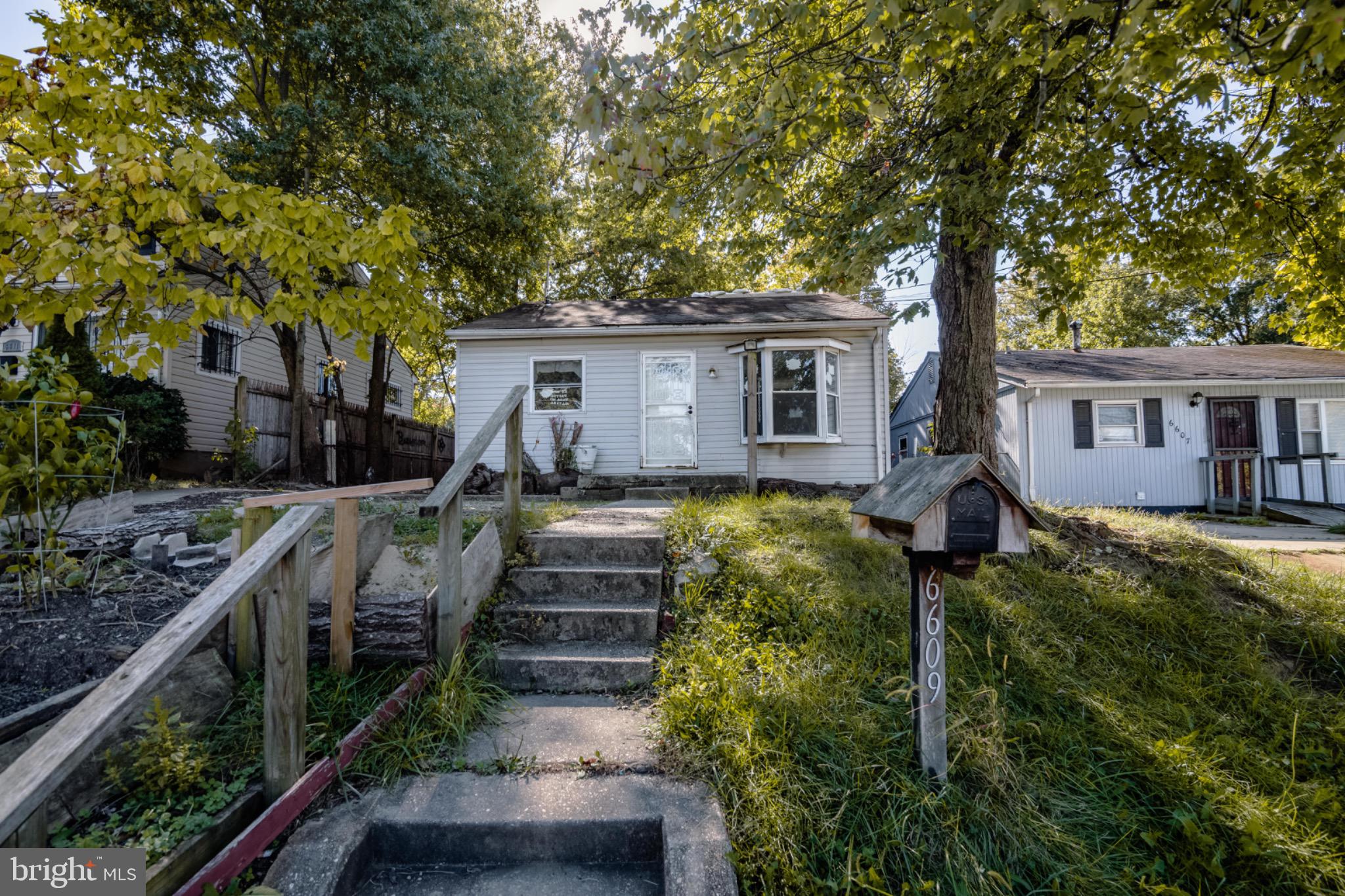 CARMODY HILLS - Residential