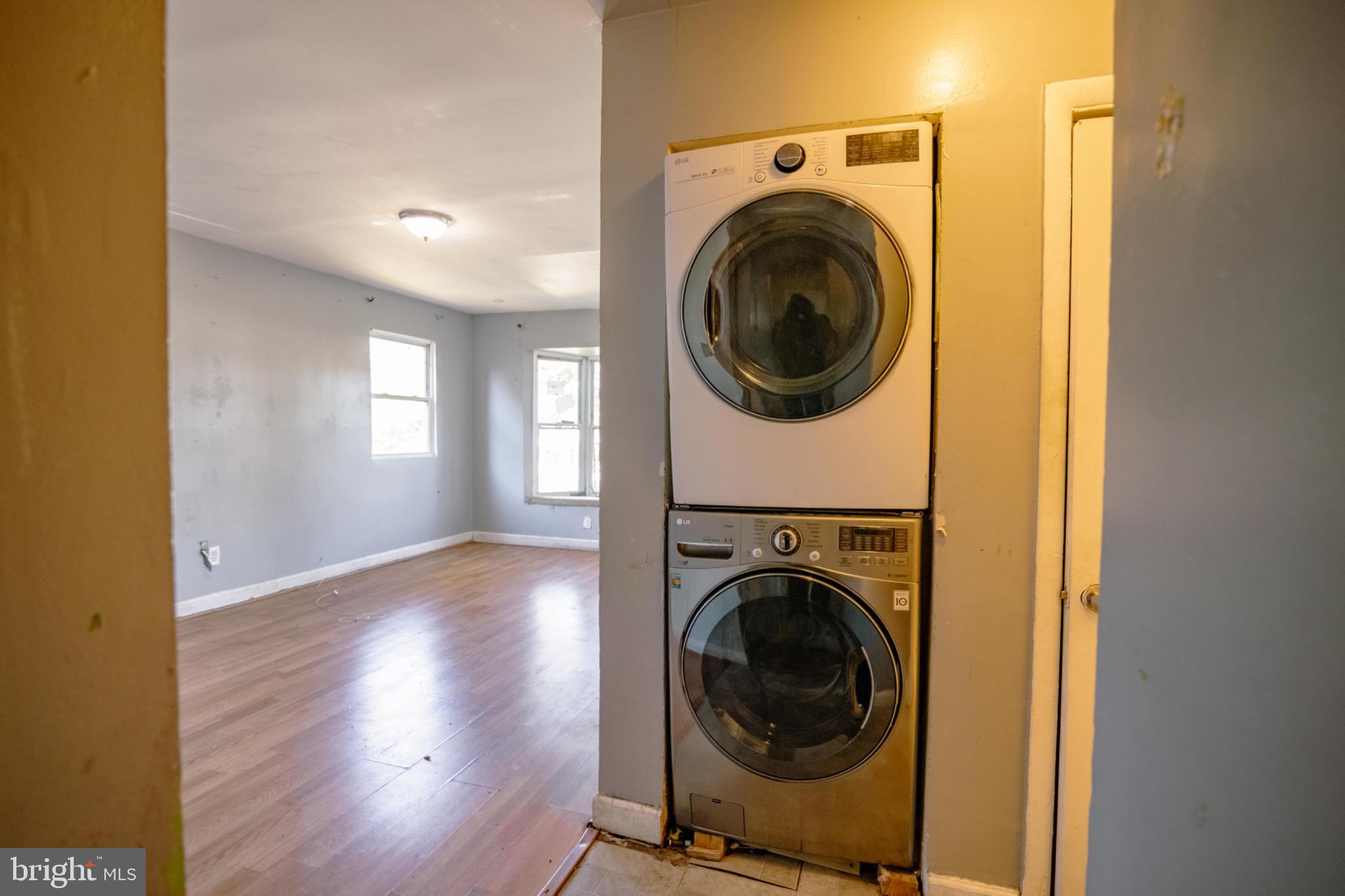 CARMODY HILLS - Residential