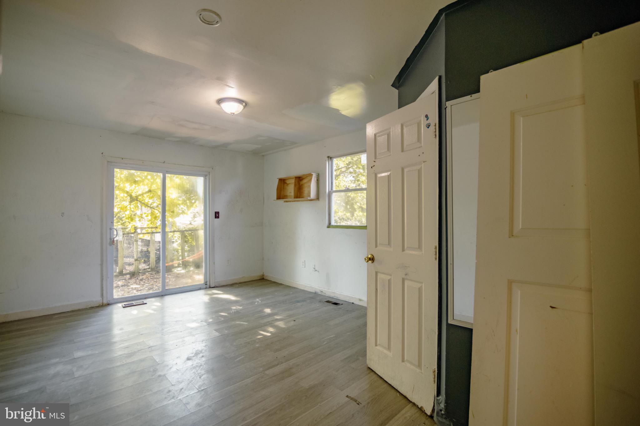 CARMODY HILLS - Residential