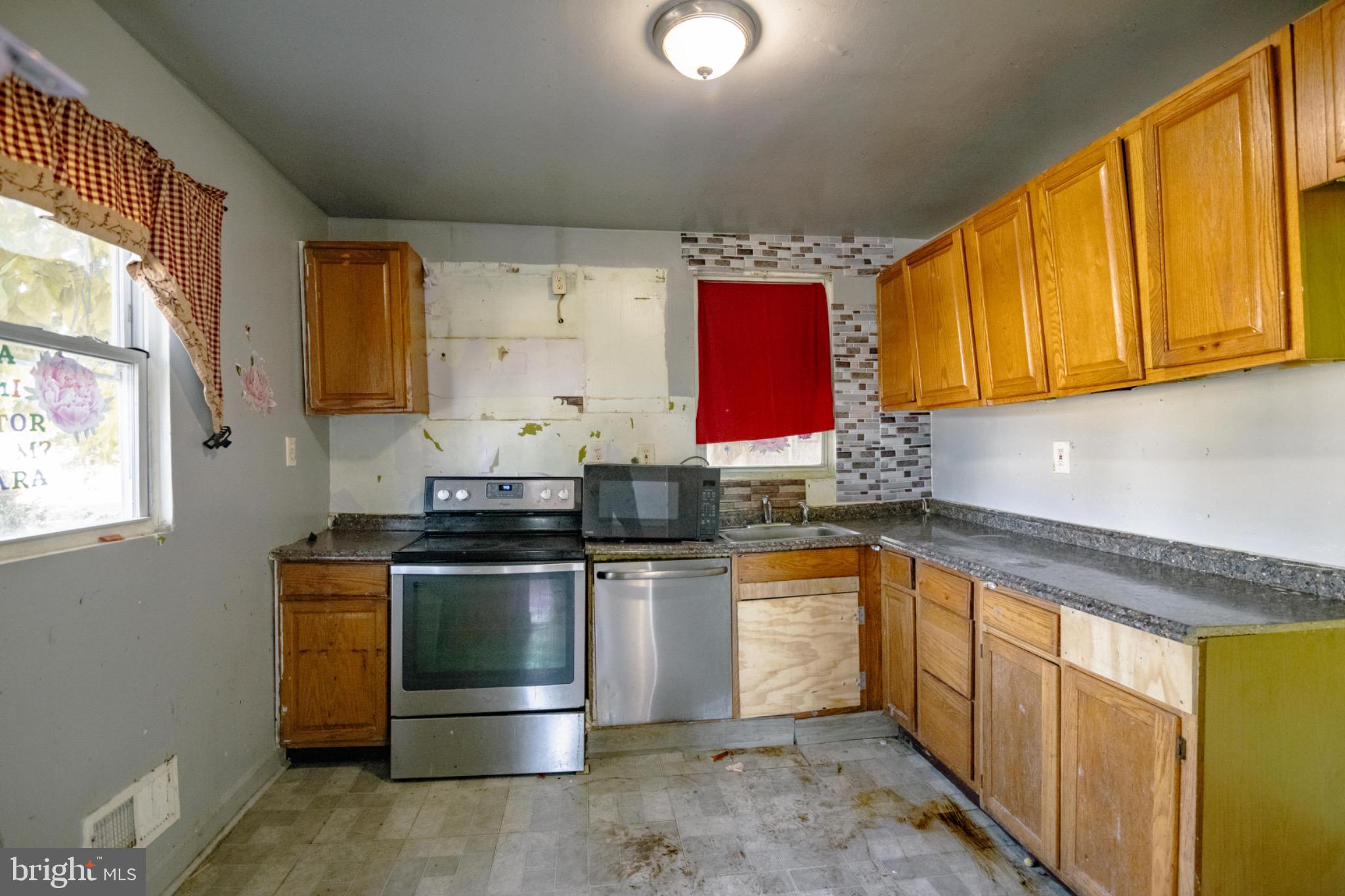 CARMODY HILLS - Residential