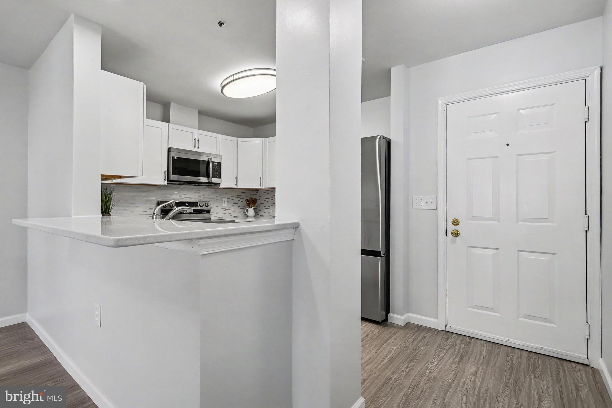 4403 SILVERBROOK LANE A102