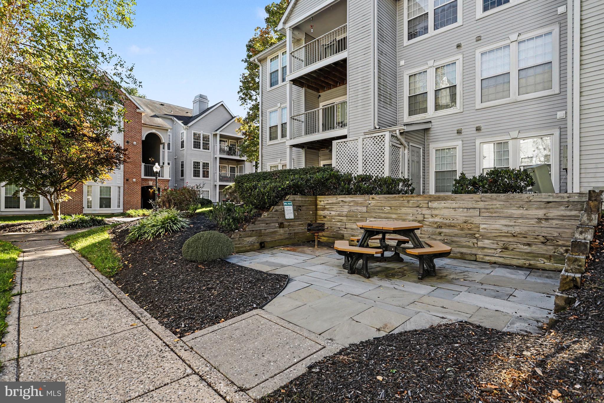 4403 SILVERBROOK LANE A102