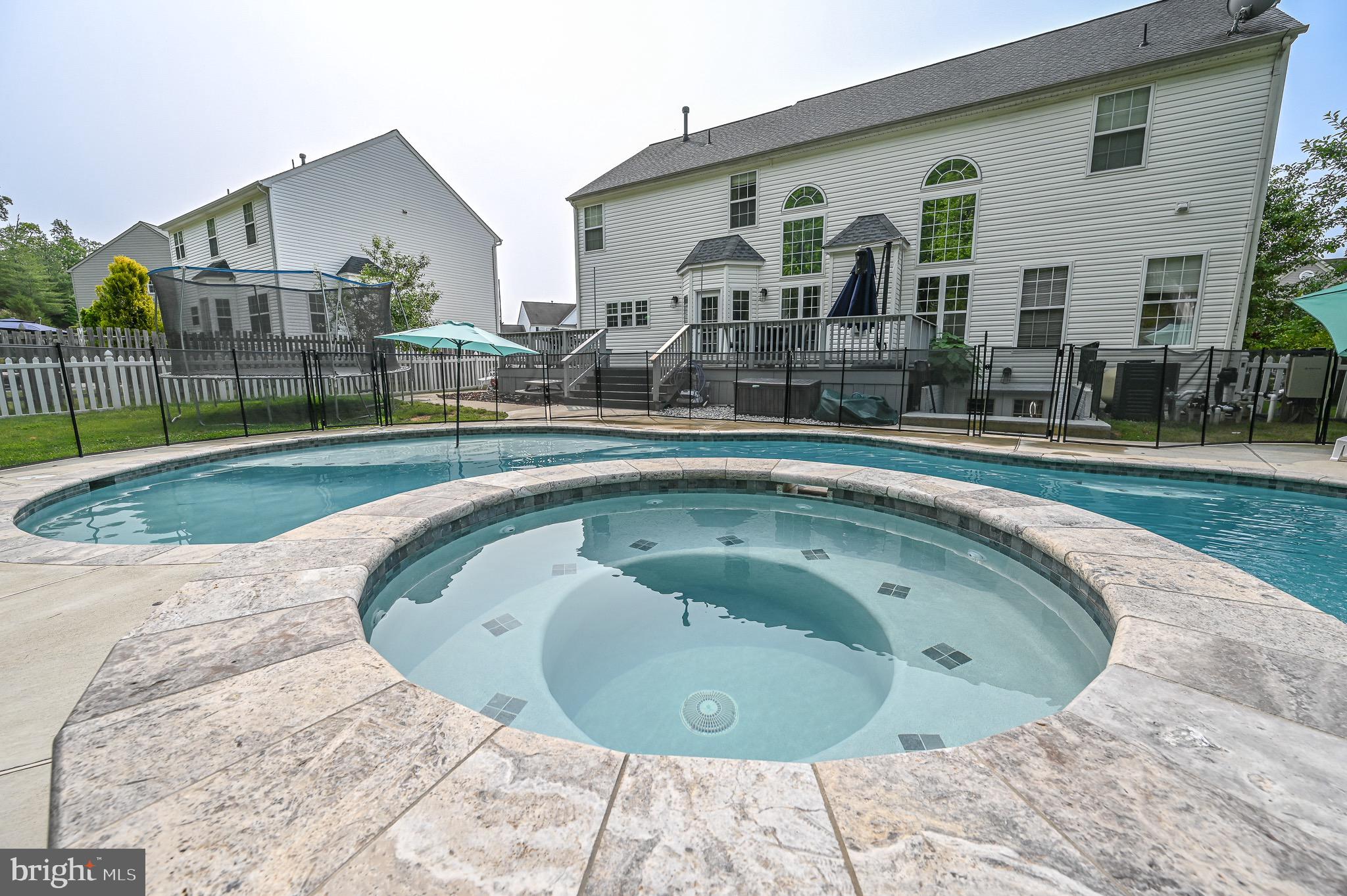 AUSTIN RIDGE - Residential