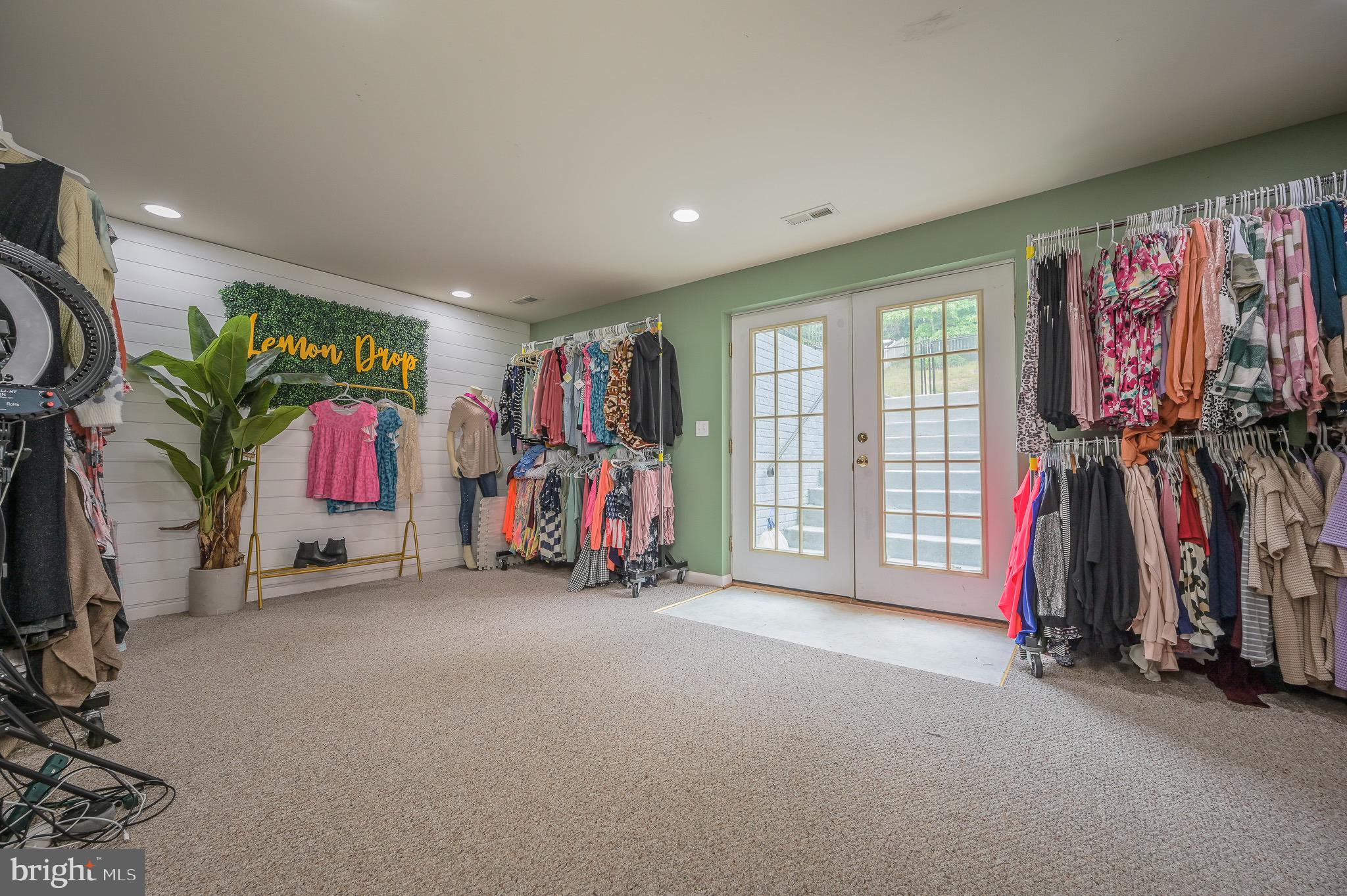 AUSTIN RIDGE - Residential