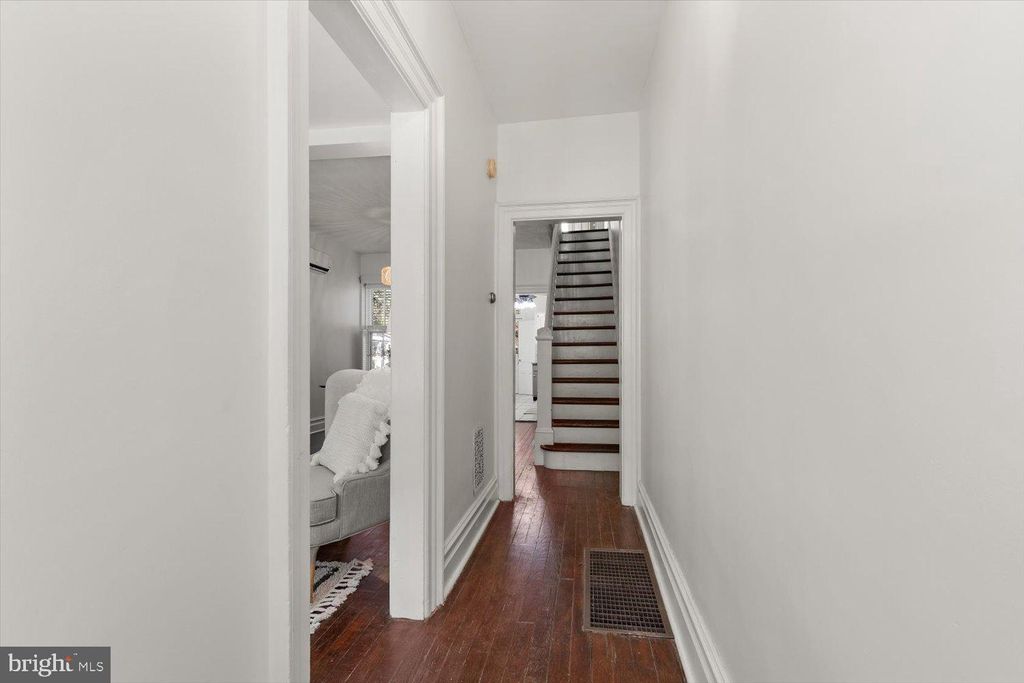 Photo of 231 N MULBERRY ST, LANCASTER, PA 17603 (MLS # PALA2035158)