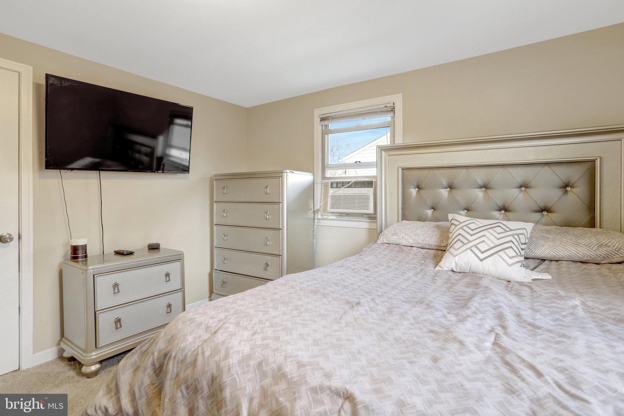 FOREST HEIGHTS - Residential