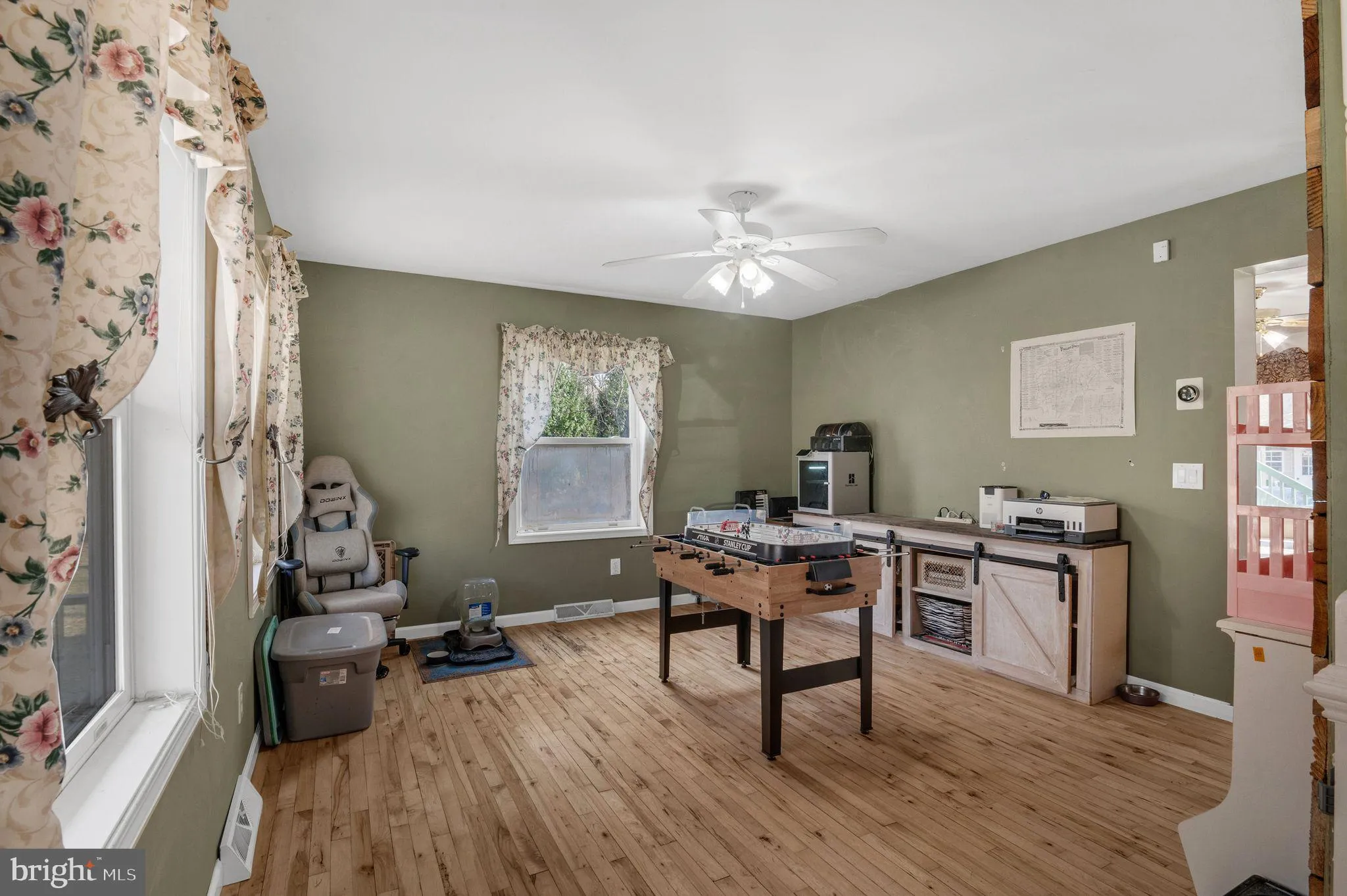 Millville, New Jersey 08332, United States, 3 Bedrooms Bedrooms, ,3 BathroomsBathrooms,Residential,Pending,89306