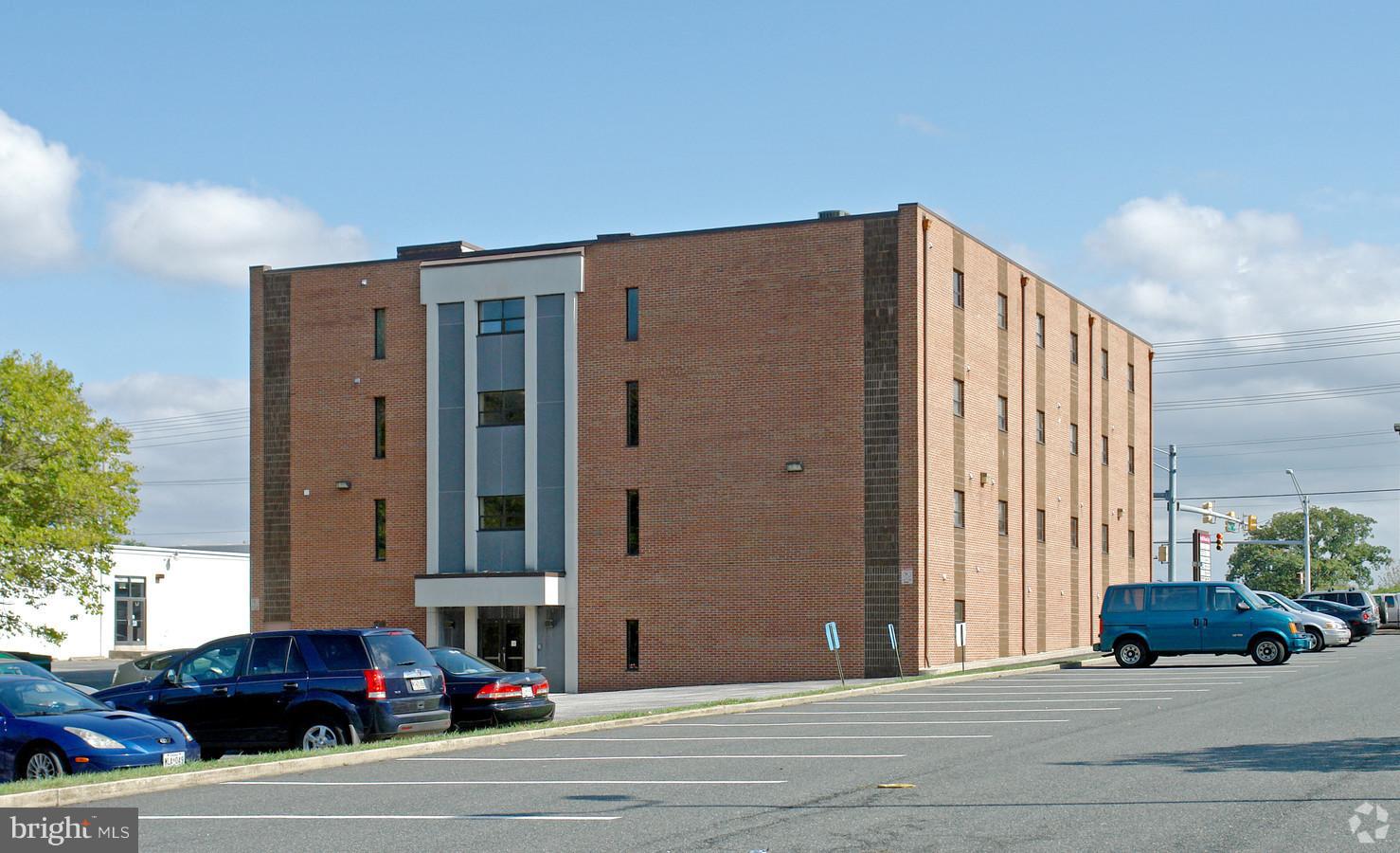 NOTTINGHAM - Commercial Lease