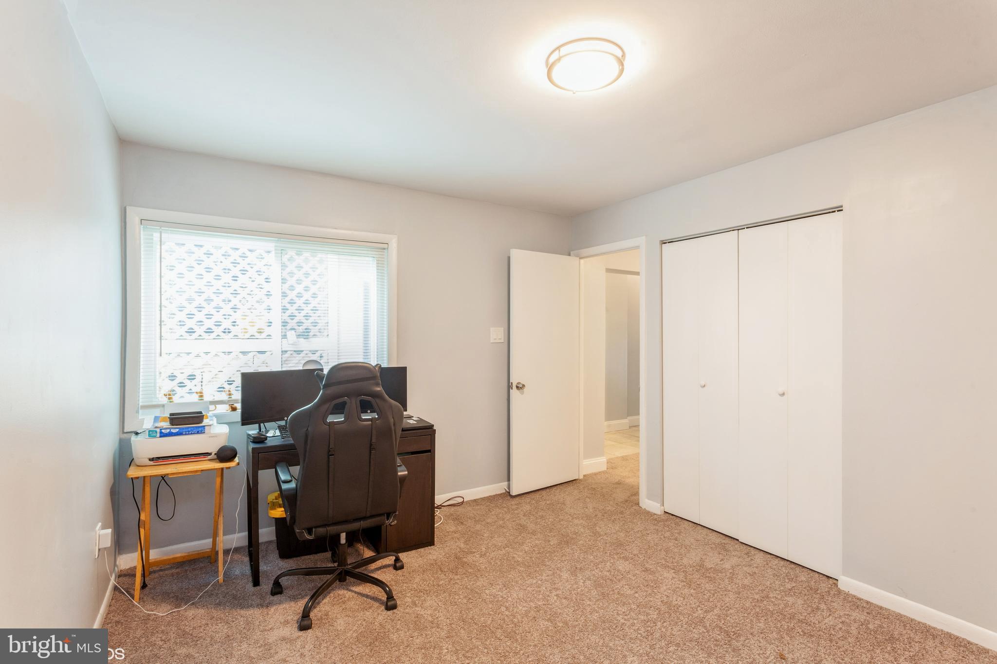 APPLEWALK CONDO - Residential