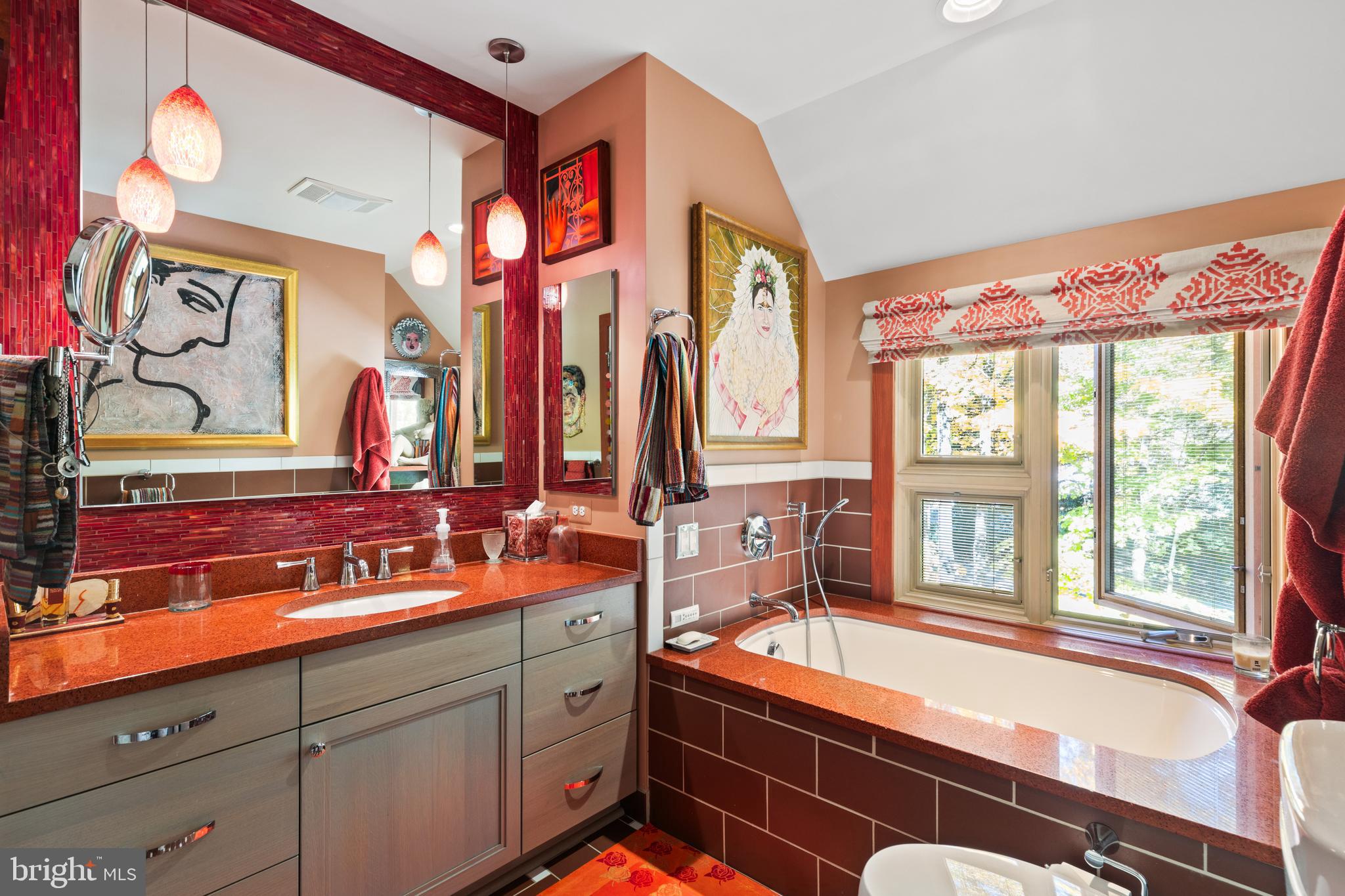 POPLAR HILL - Residential