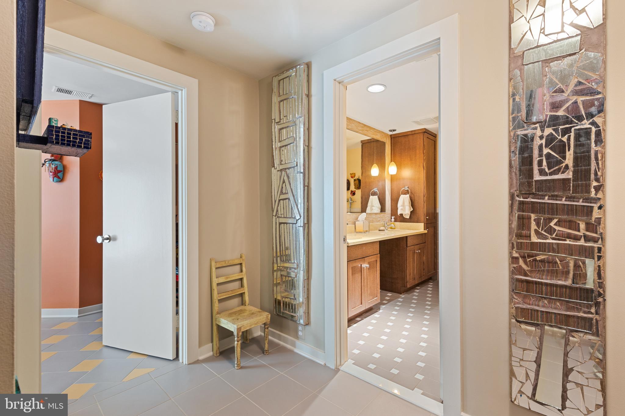 POPLAR HILL - Residential