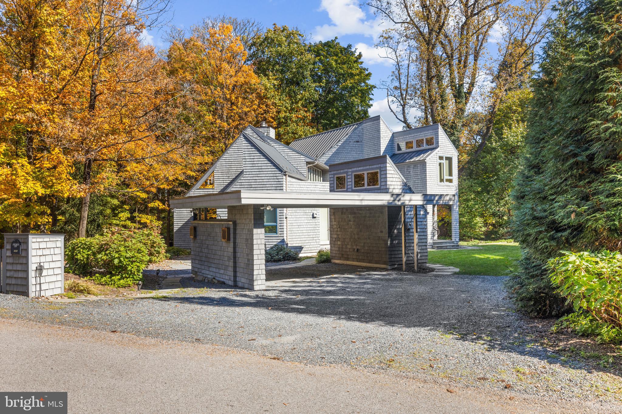 POPLAR HILL - Residential