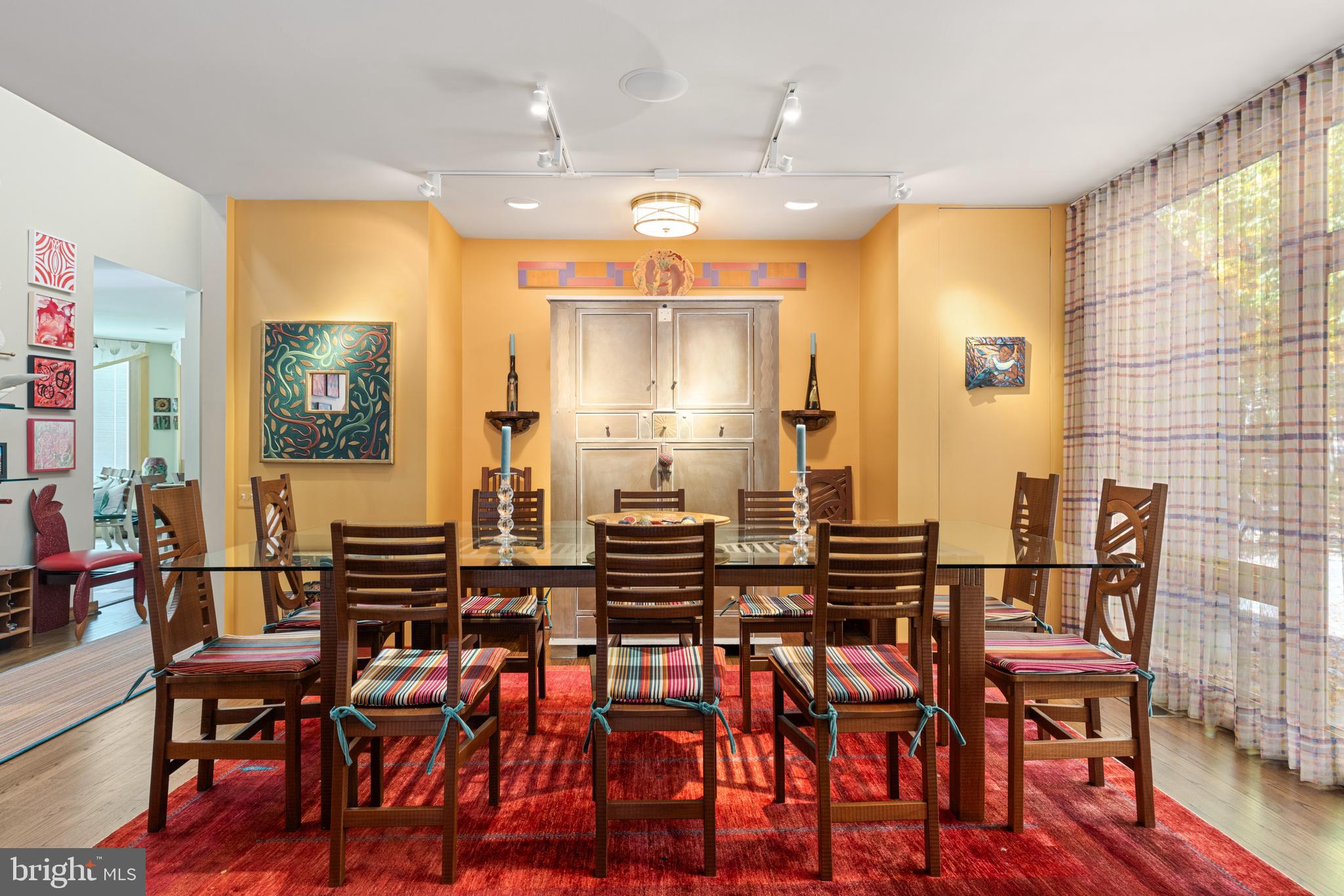 POPLAR HILL - Residential