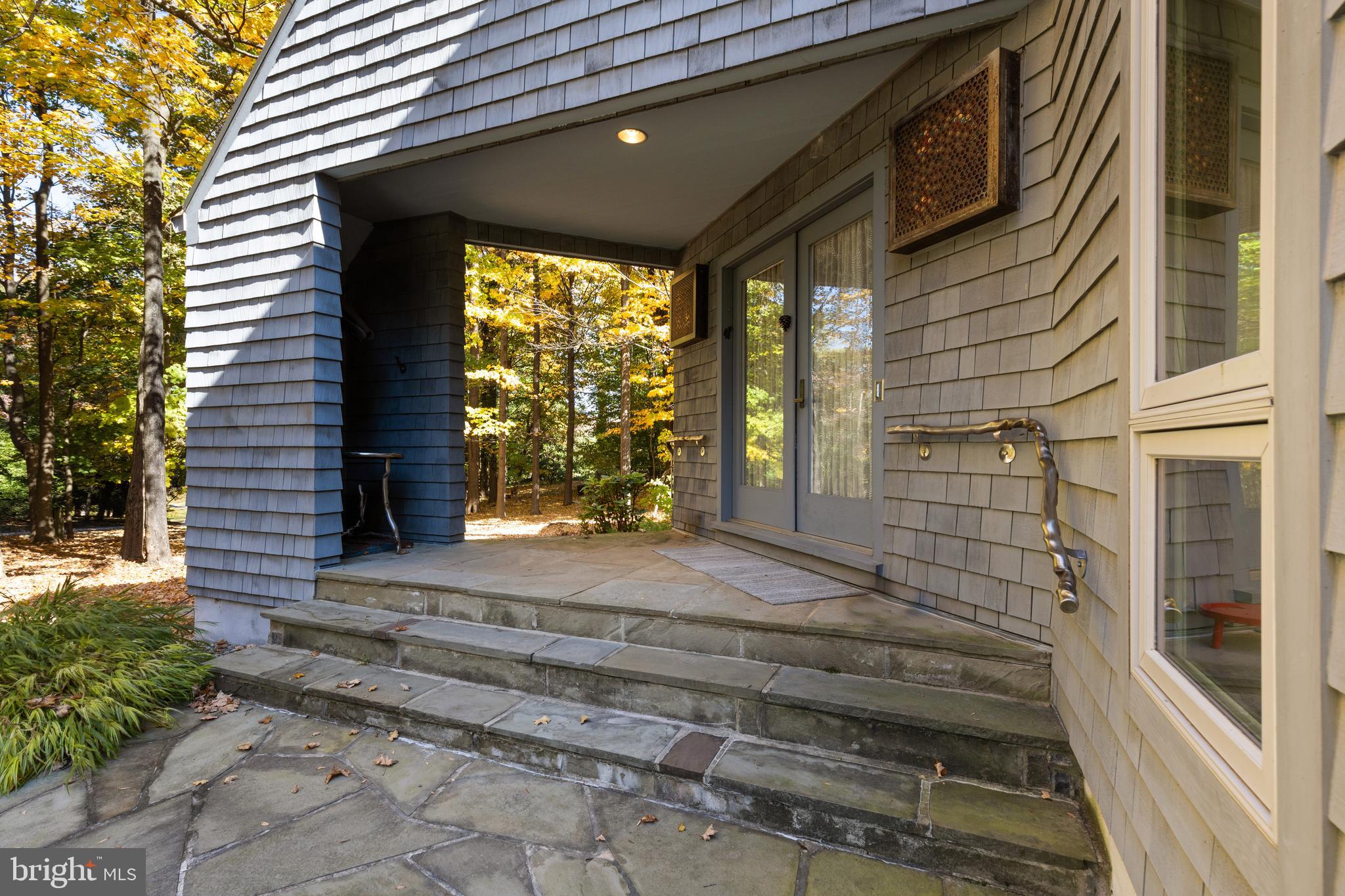 POPLAR HILL - Residential