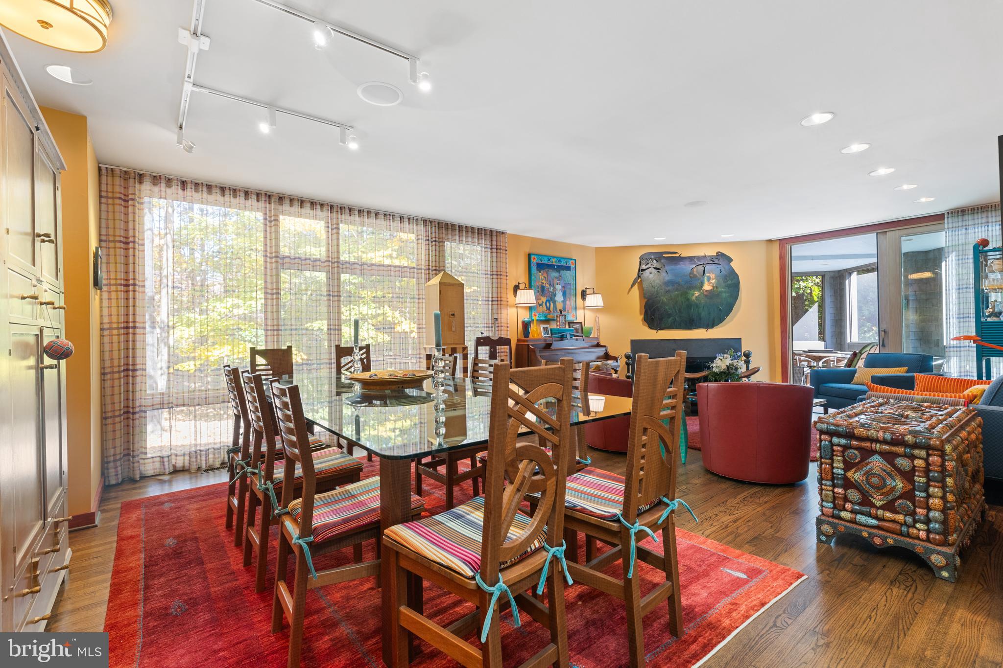 POPLAR HILL - Residential