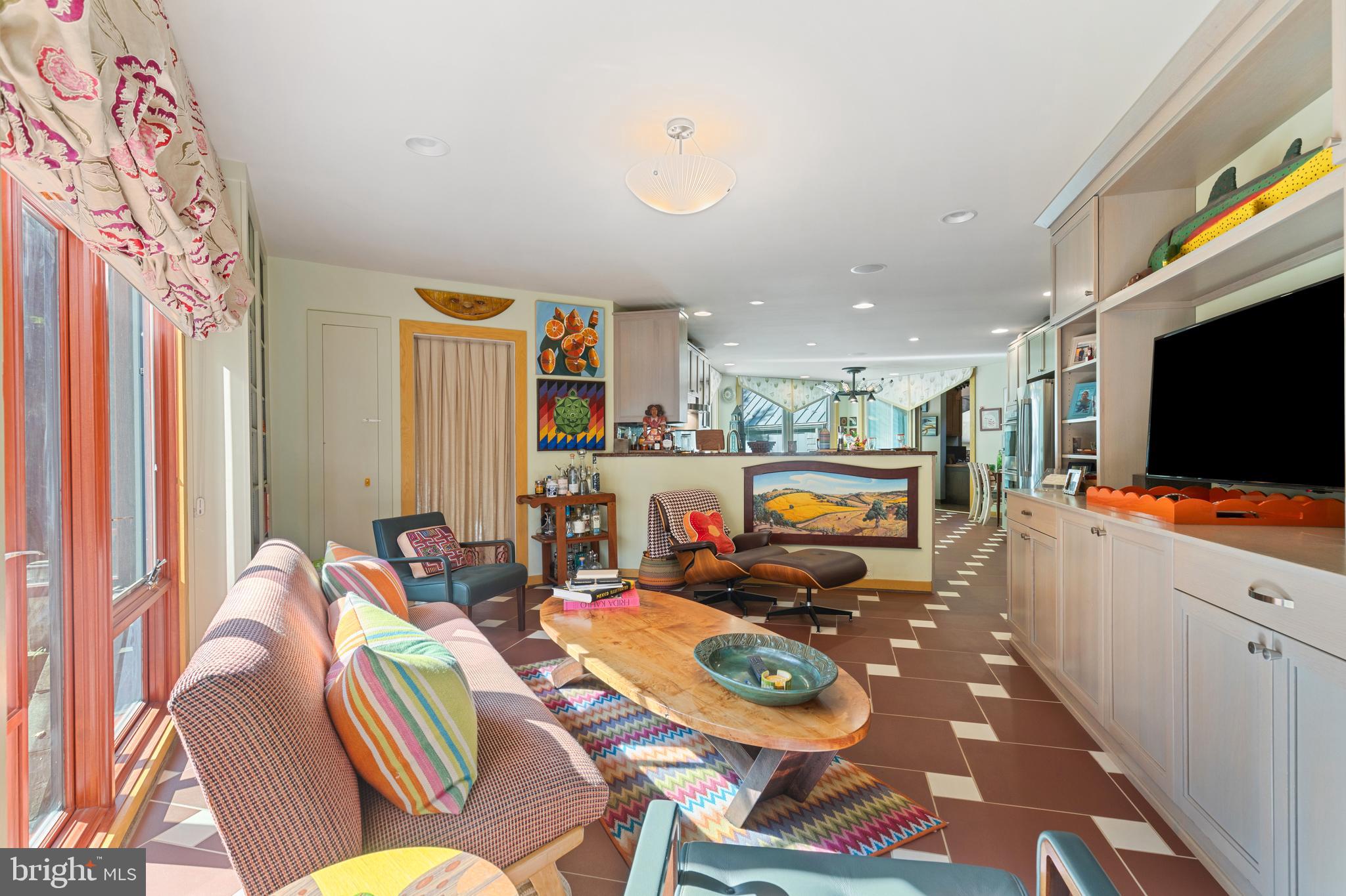 POPLAR HILL - Residential