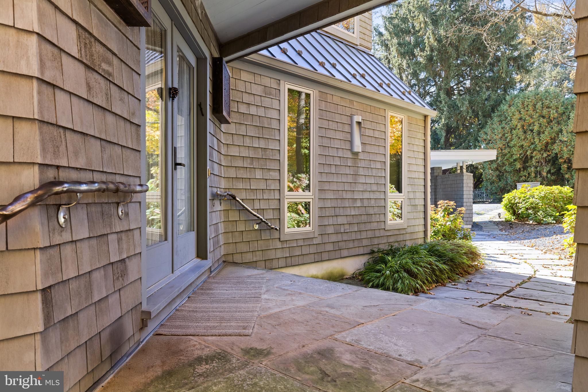 POPLAR HILL - Residential