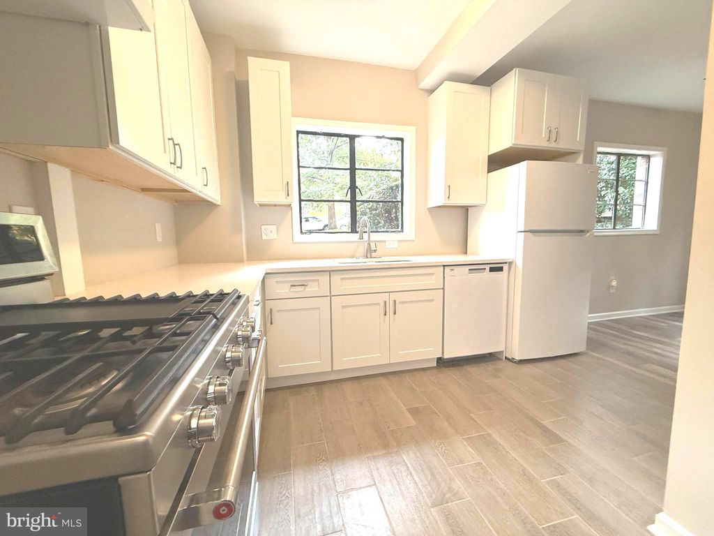 Photo of 3492 Martha Custis Drive, ALEXANDRIA, VA 22302 (MLS # VAAX2051210)
