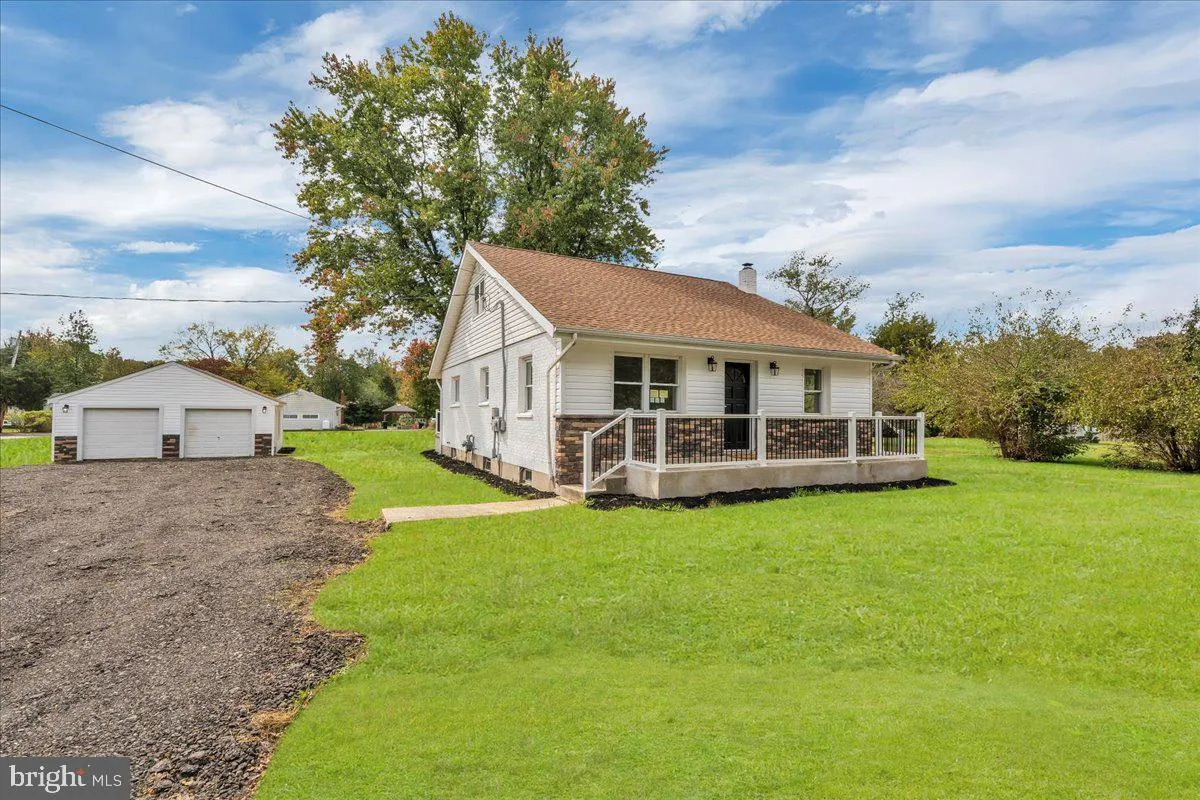 Monroeville, New Jersey 08343, United States, 3 Bedrooms Bedrooms, ,2 BathroomsBathrooms,Residential,Coming Soon,220796