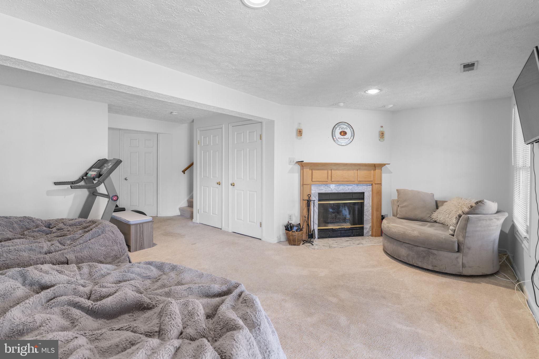 SOUTHFIELD - Residential