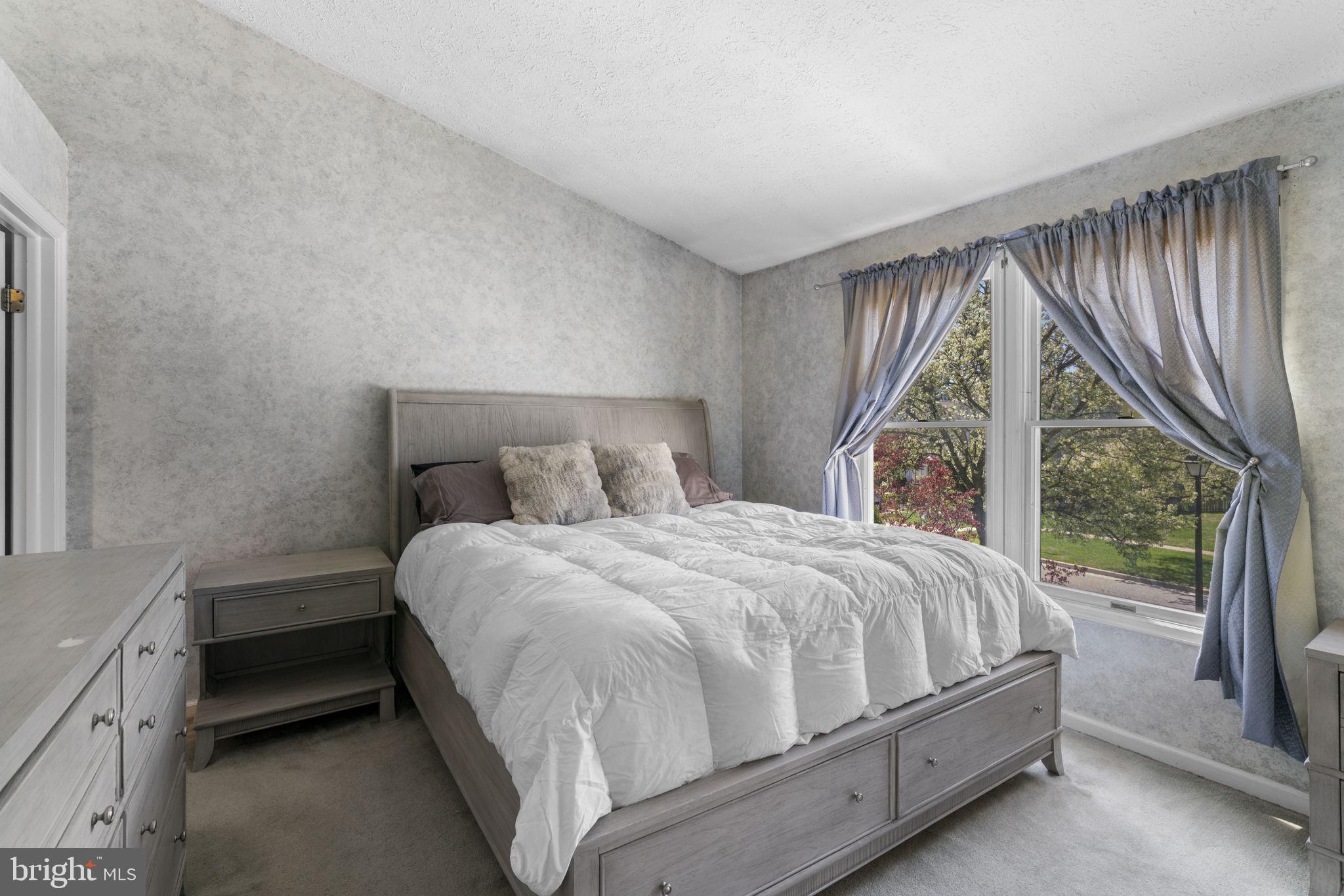 SOUTHFIELD - Residential