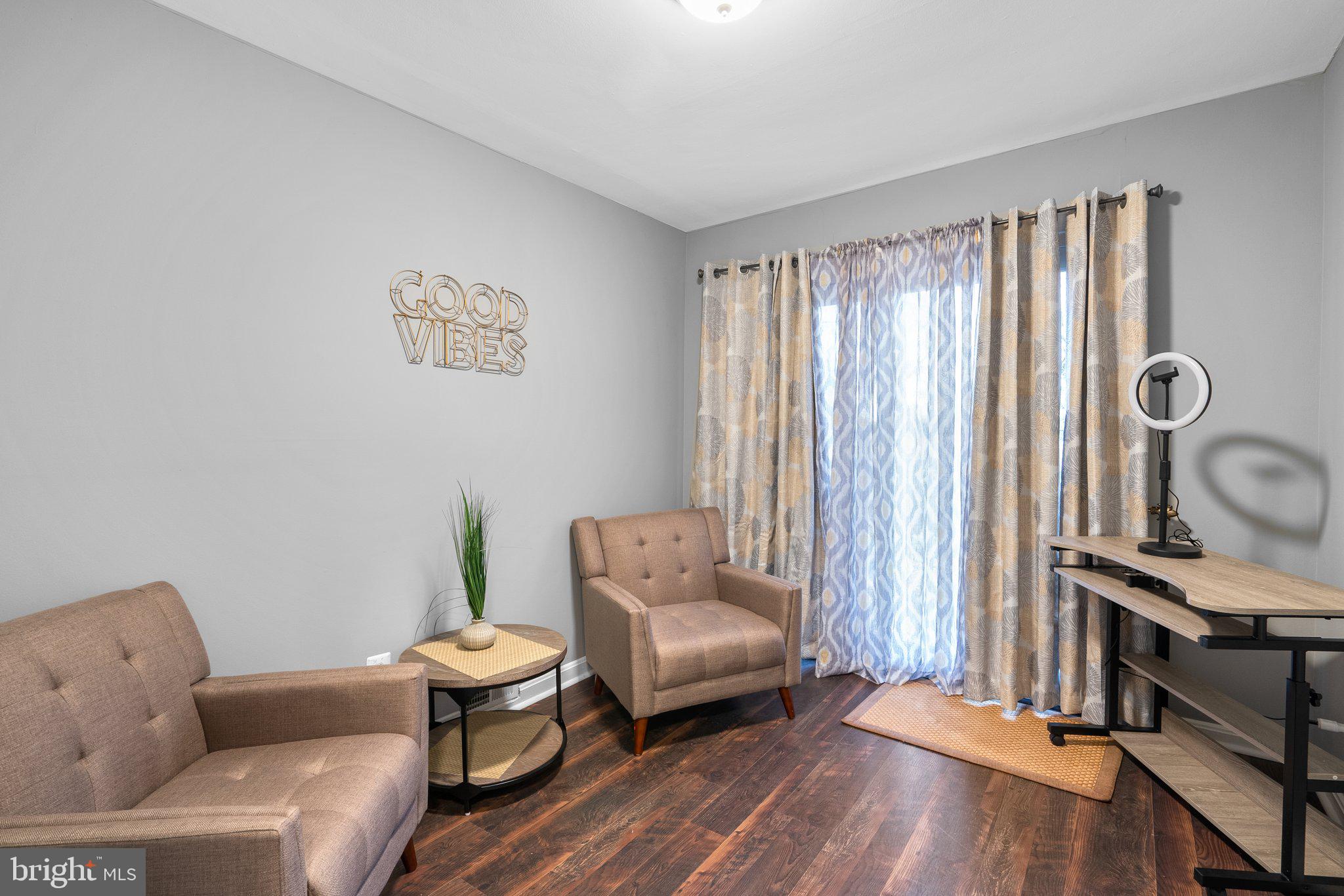 LANDOVER HILLS - Residential Lease