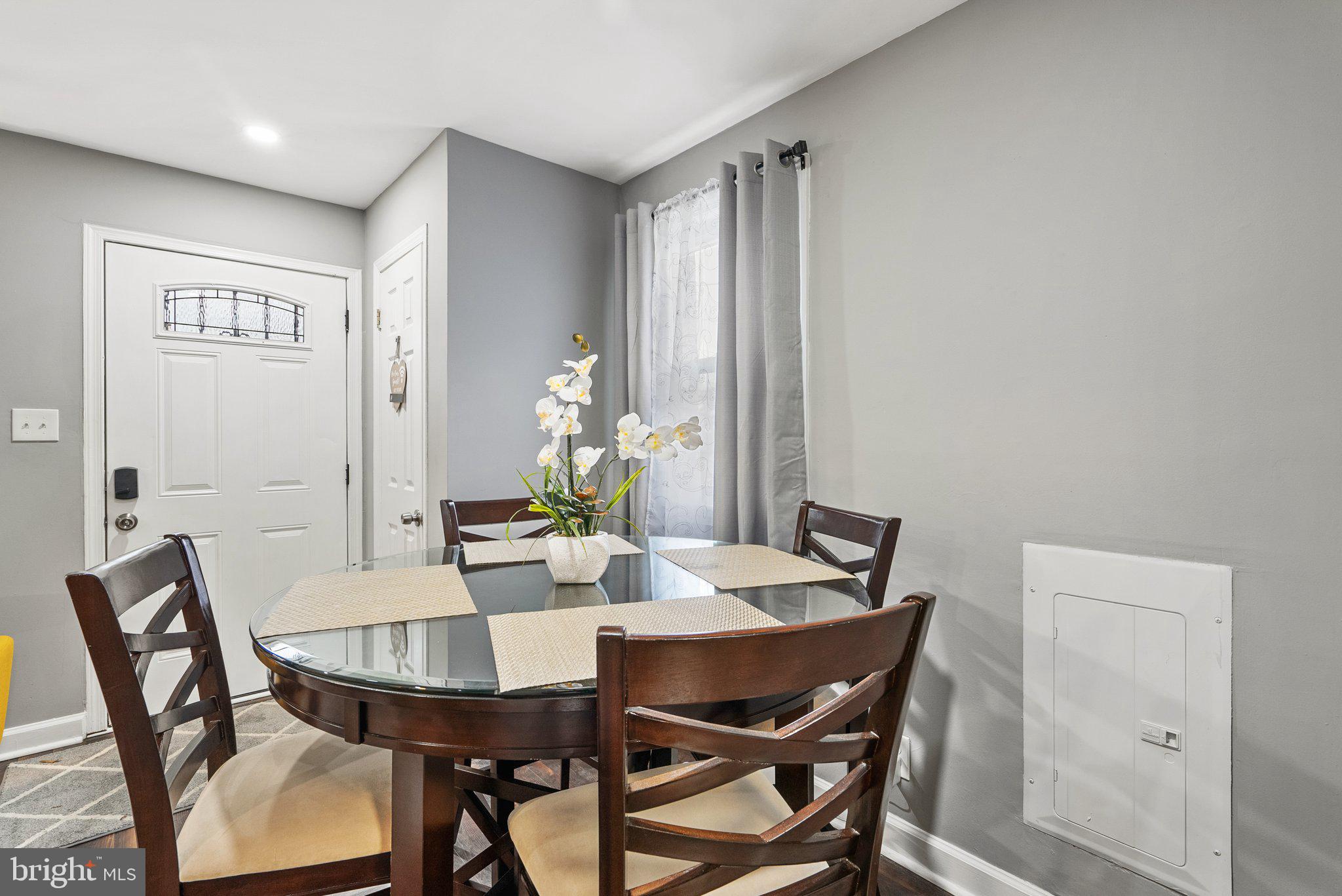 LANDOVER HILLS - Residential Lease