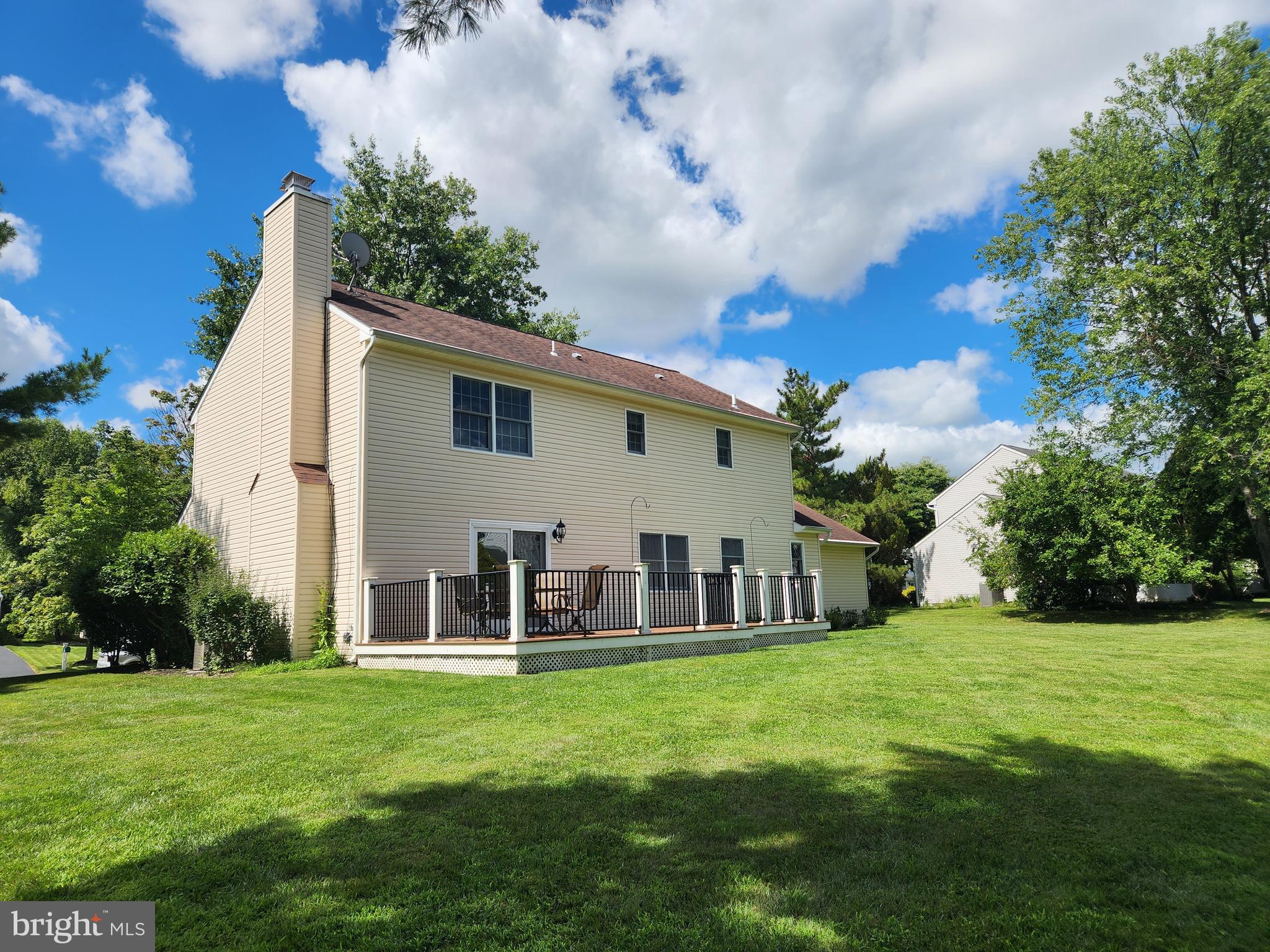 20 NASSAU DRIVE