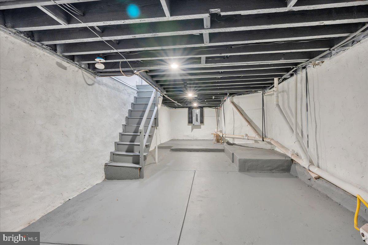 OVERBROOK - Residential