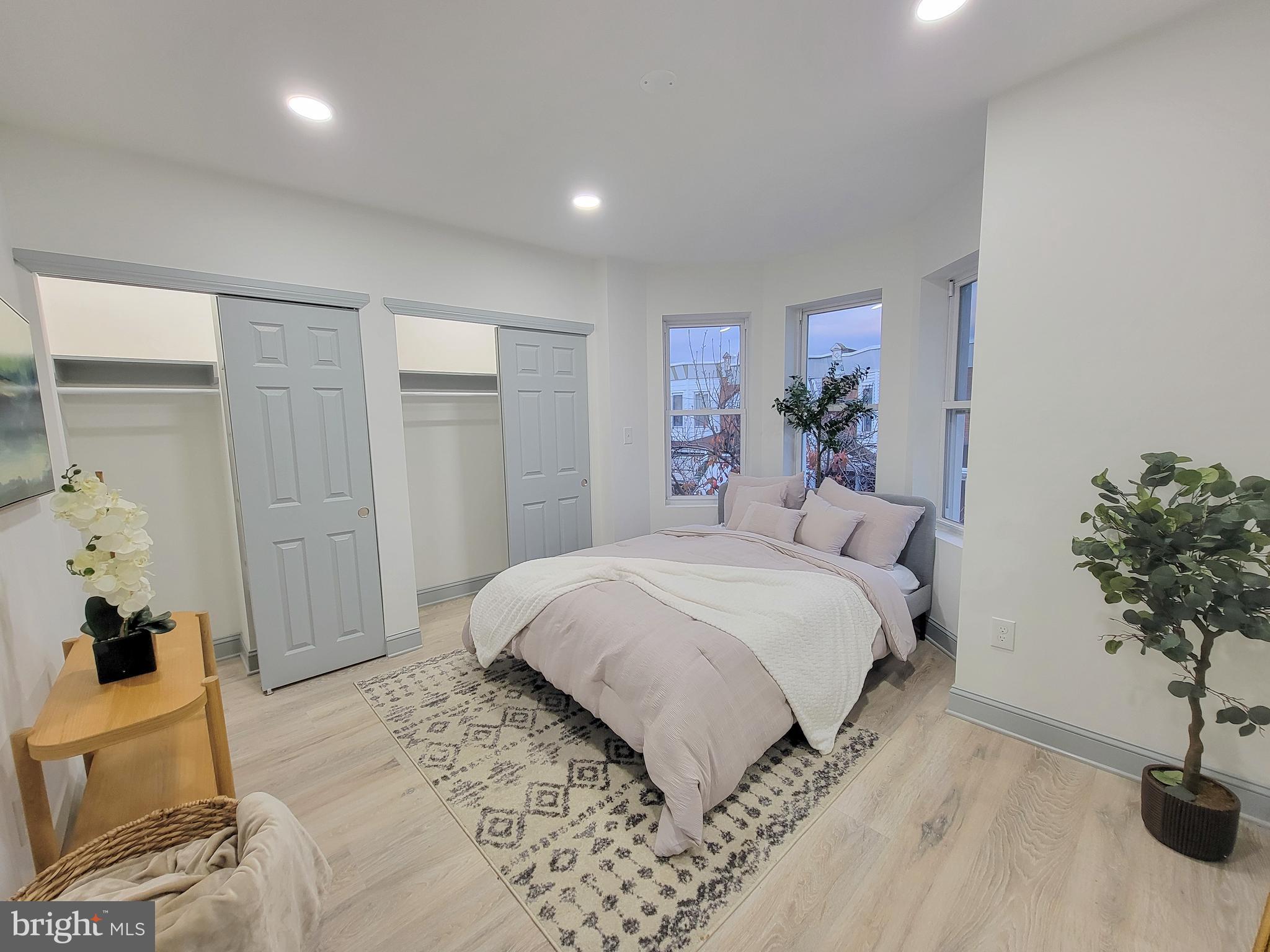 OVERBROOK - Residential