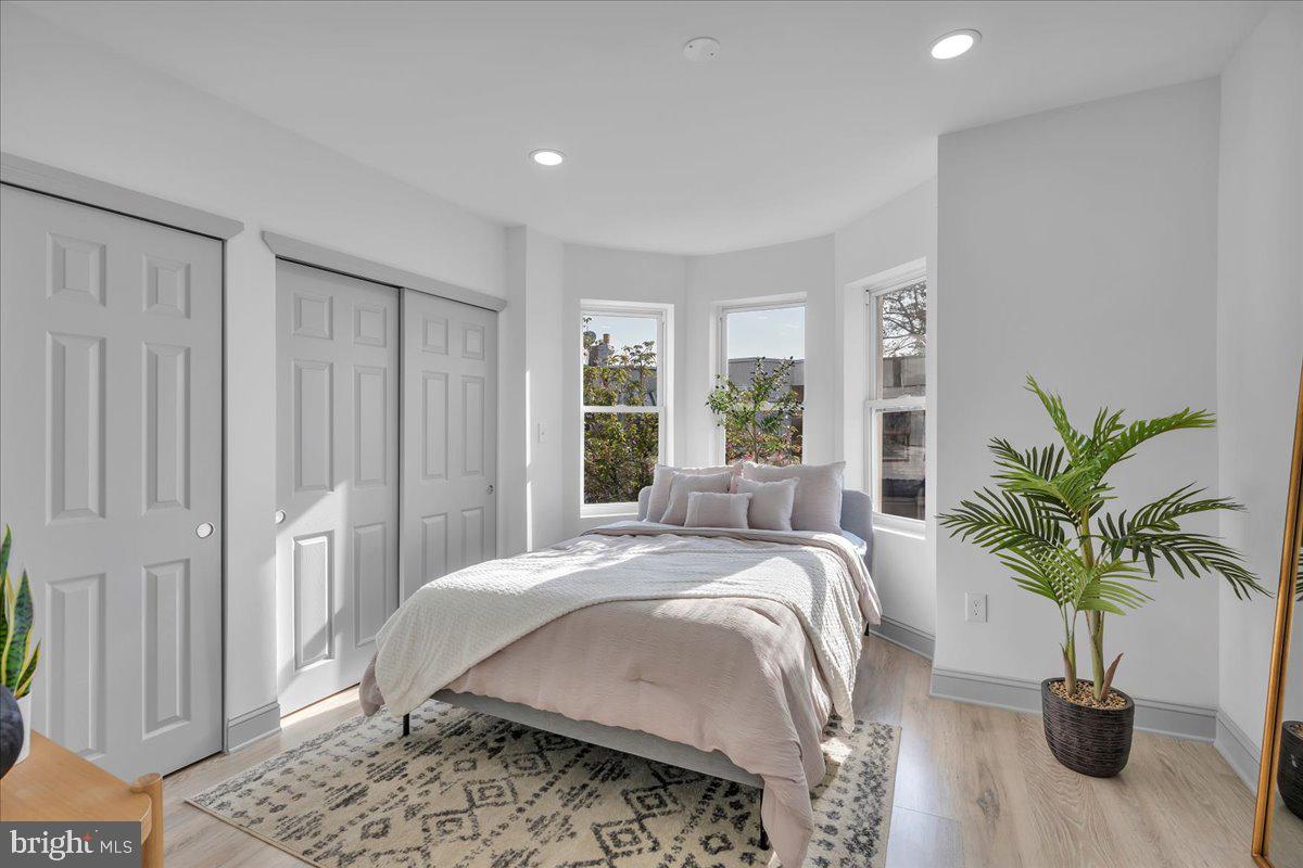 OVERBROOK - Residential