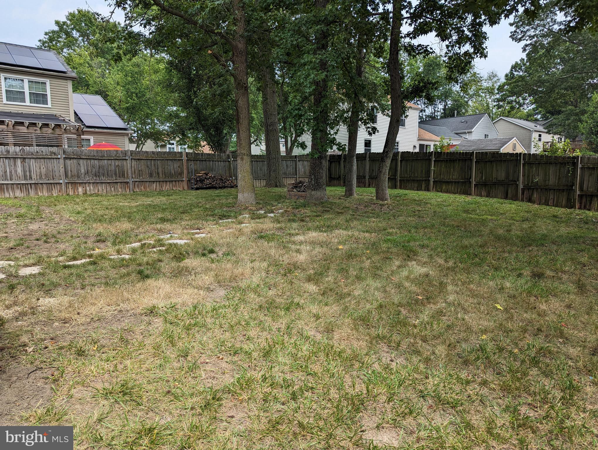 HARMANS WOODS - Residential