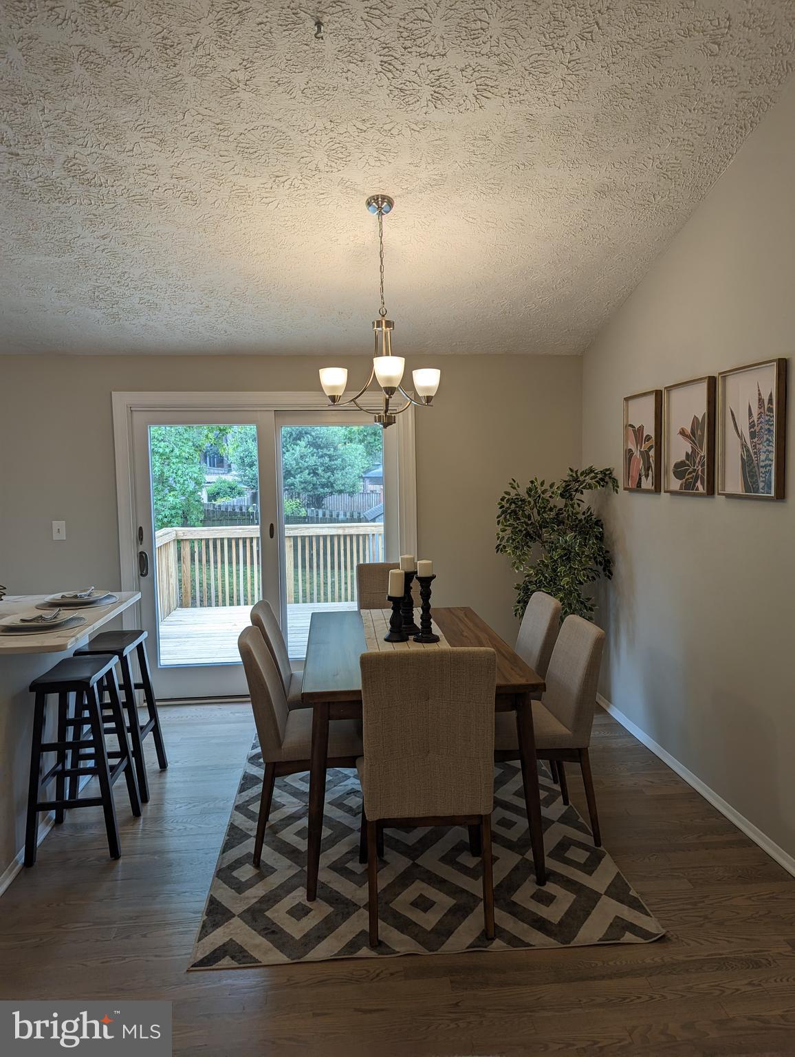 HARMANS WOODS - Residential