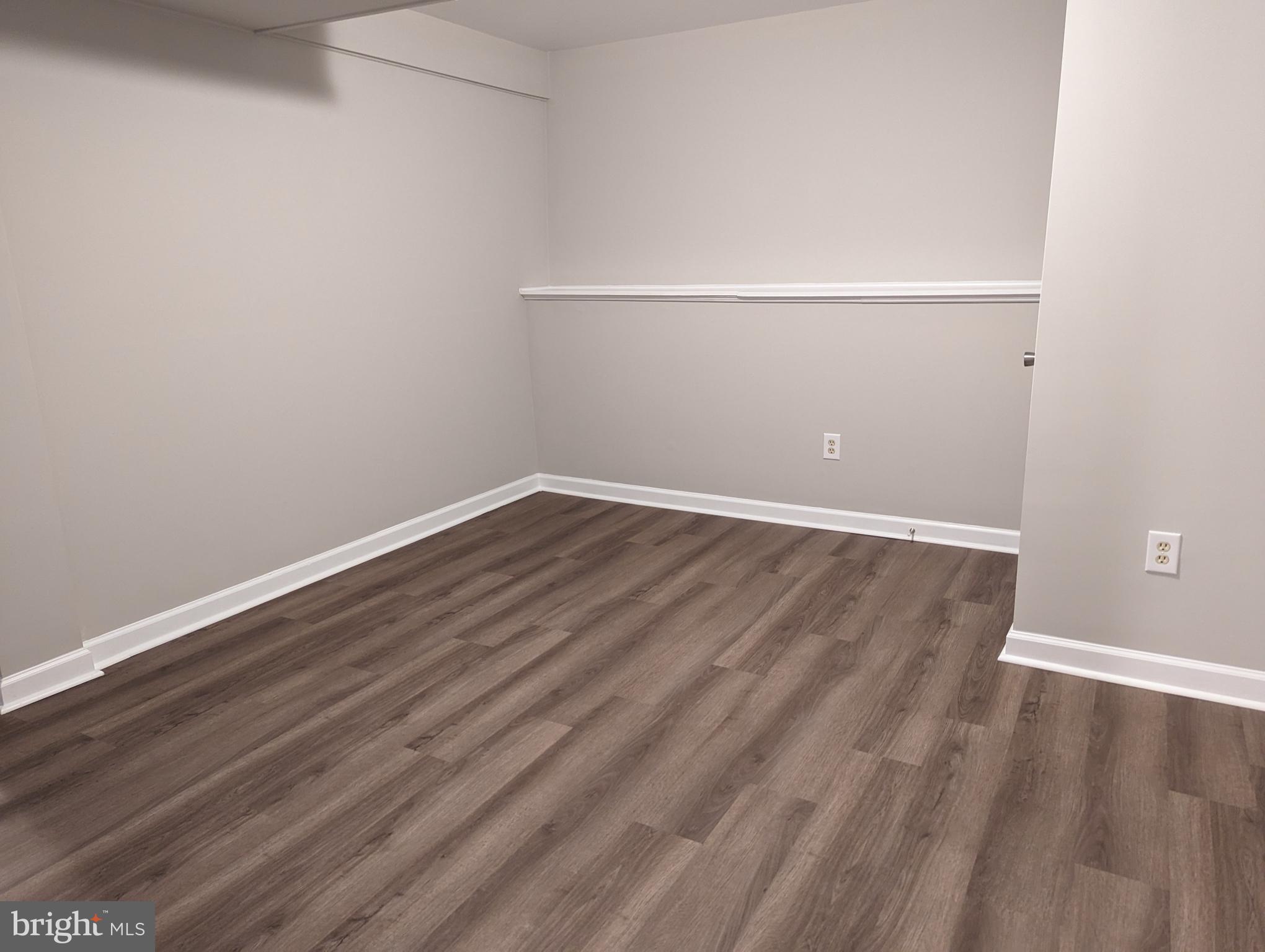 HARMANS WOODS - Residential