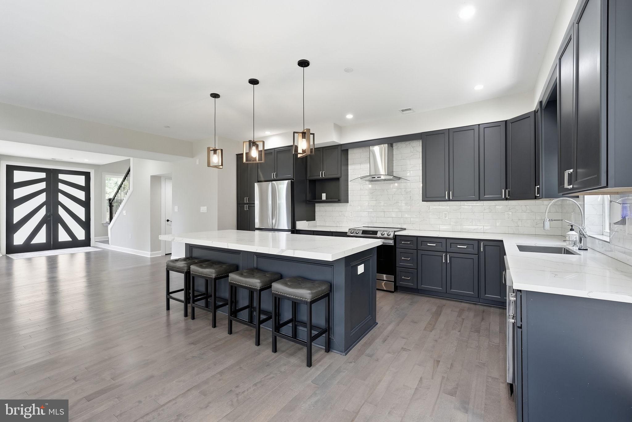 1211 LINTON LANE