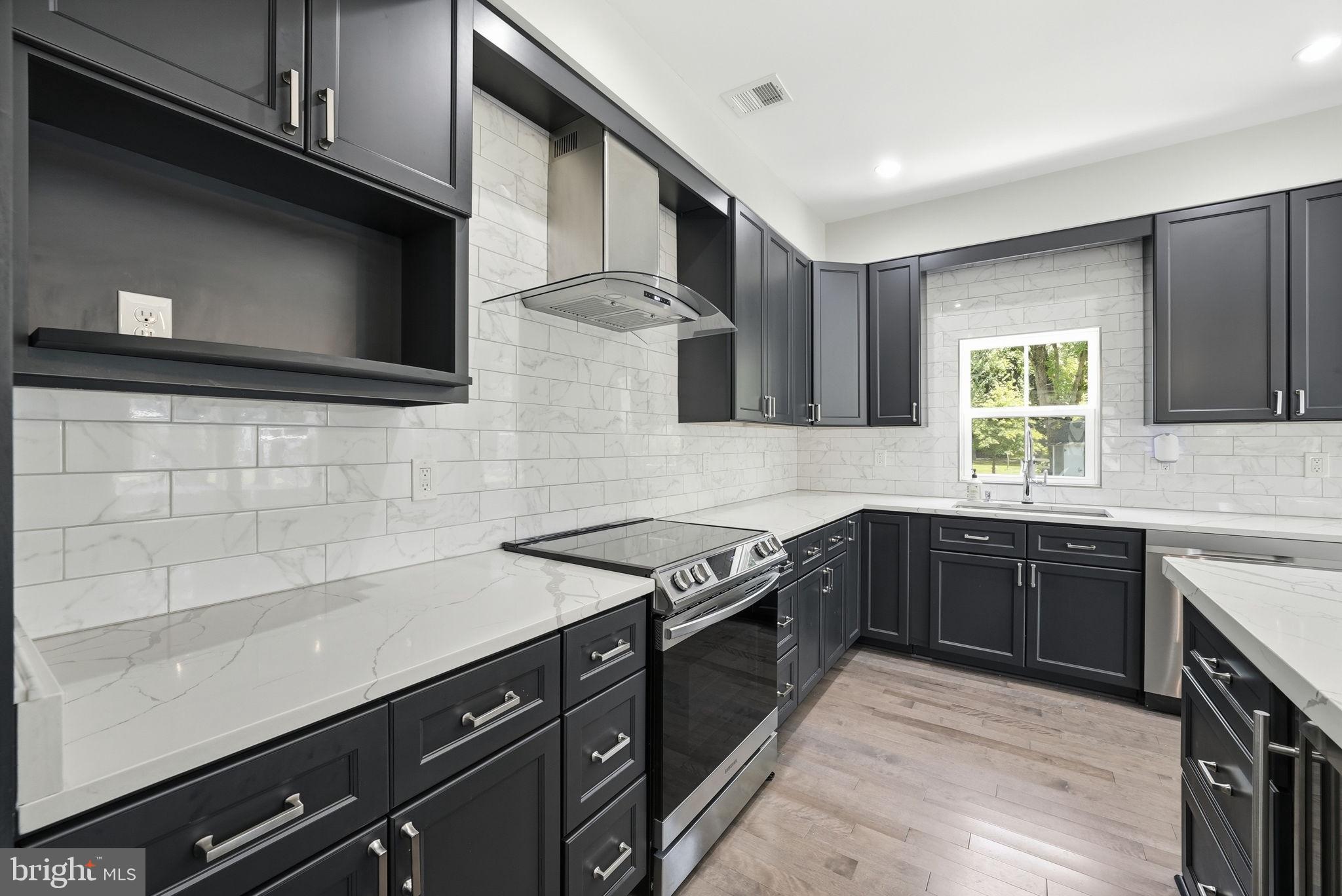 1211 LINTON LANE