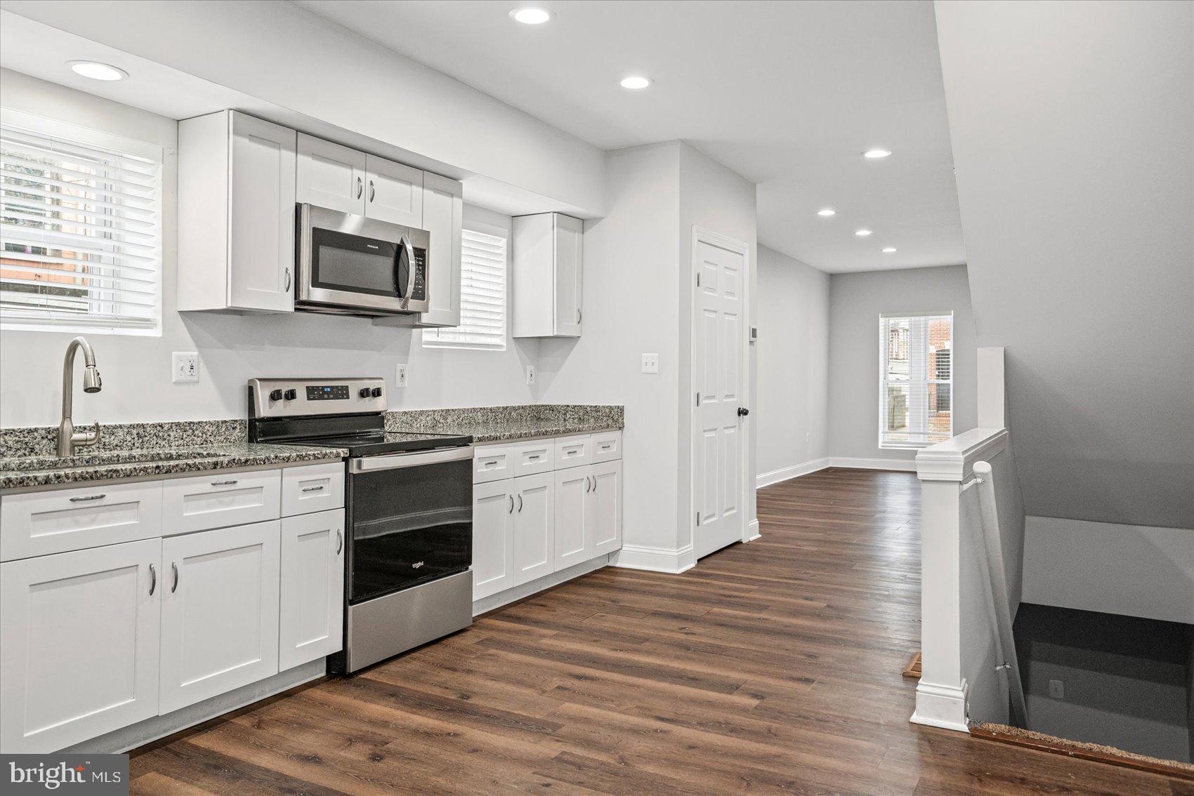 HIGHLANDTOWN - Residential