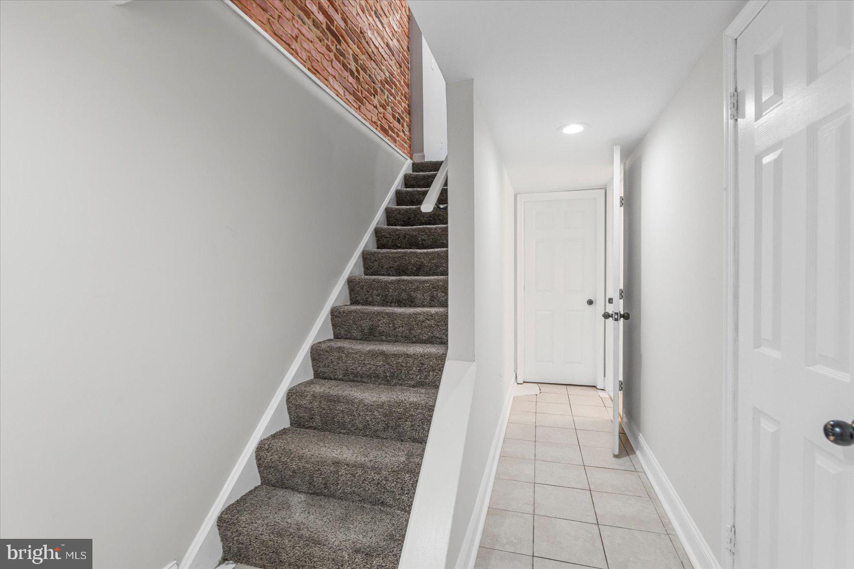 HIGHLANDTOWN - Residential