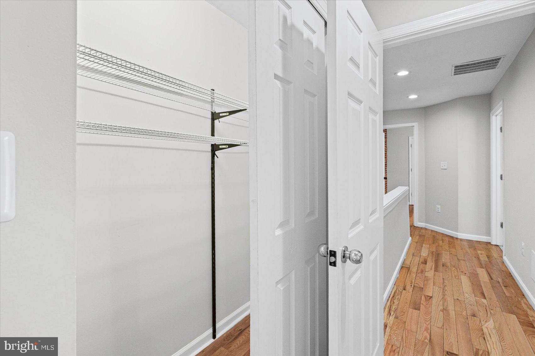 HIGHLANDTOWN - Residential