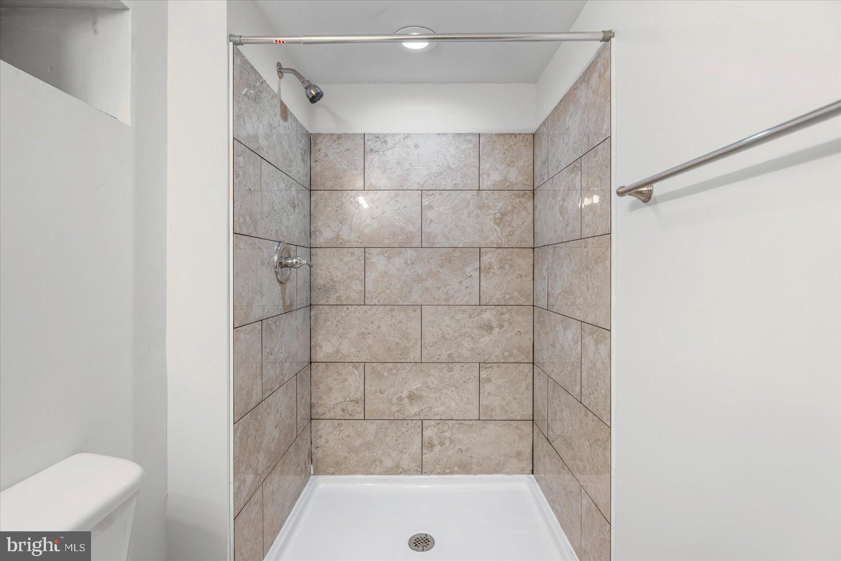 HIGHLANDTOWN - Residential