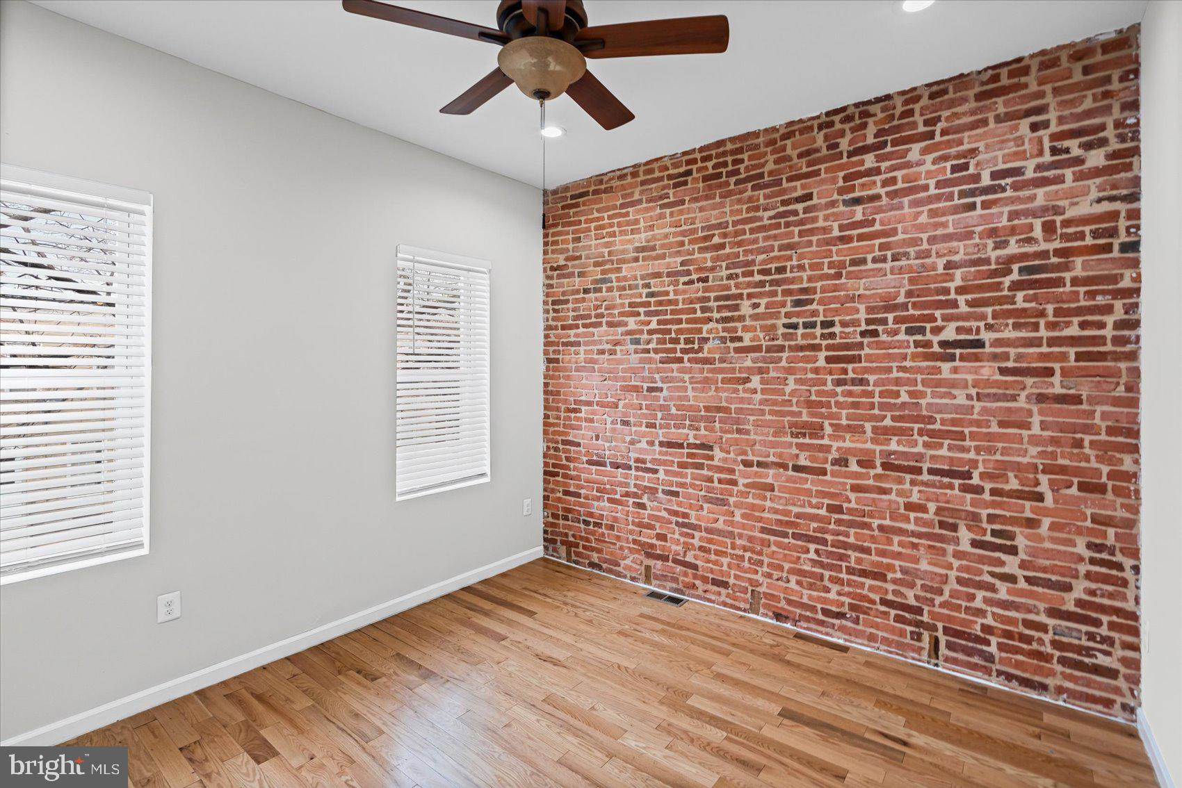 HIGHLANDTOWN - Residential