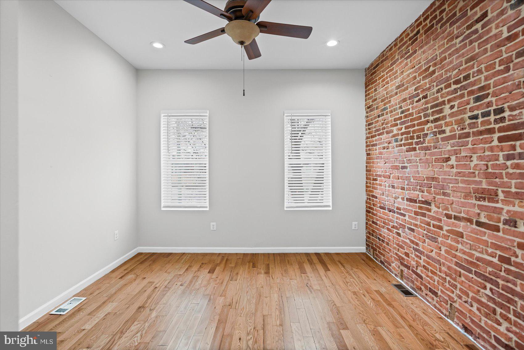 HIGHLANDTOWN - Residential