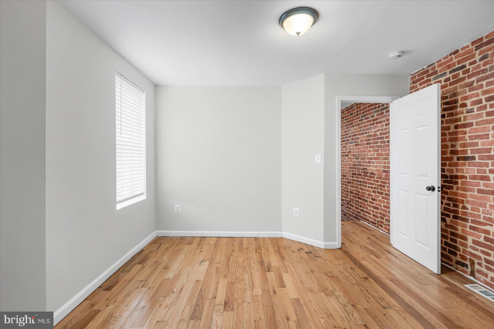 HIGHLANDTOWN - Residential