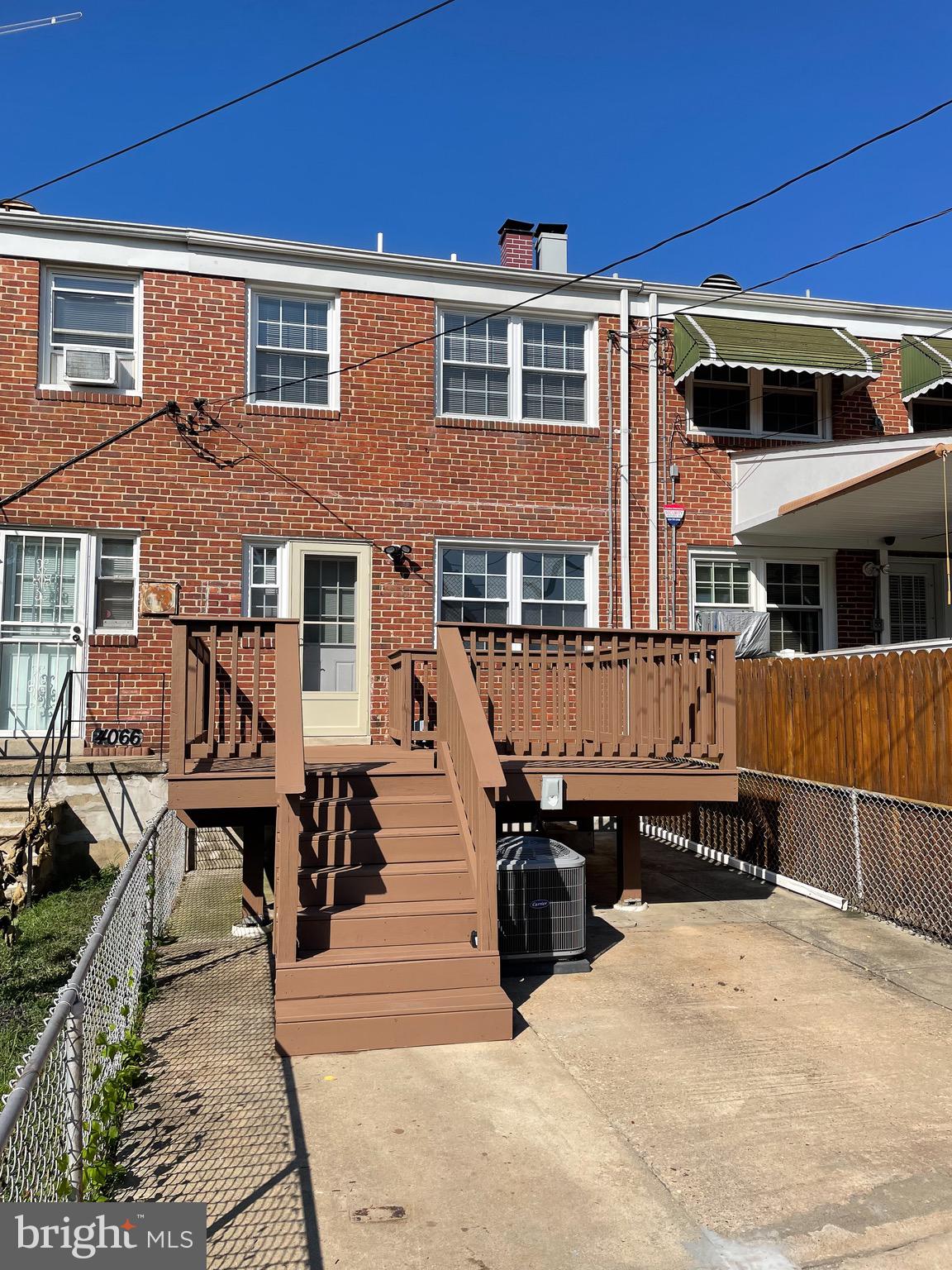 NORTH POINT VILLAGE - Residential